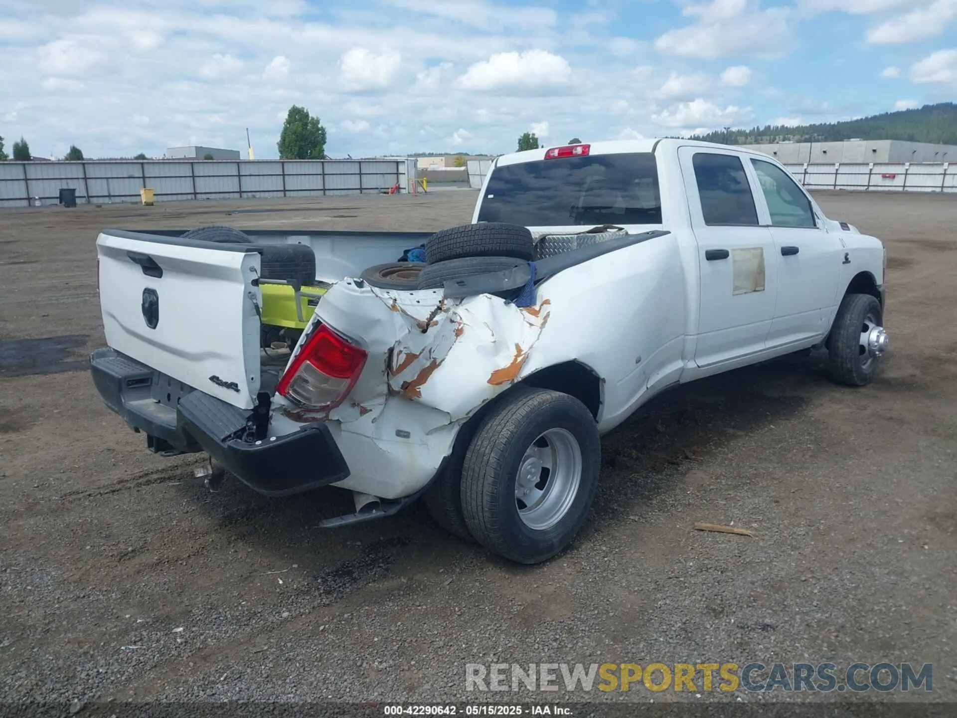 4 Photograph of a damaged car 3C63RRGL7RG339801 RAM 3500 2024