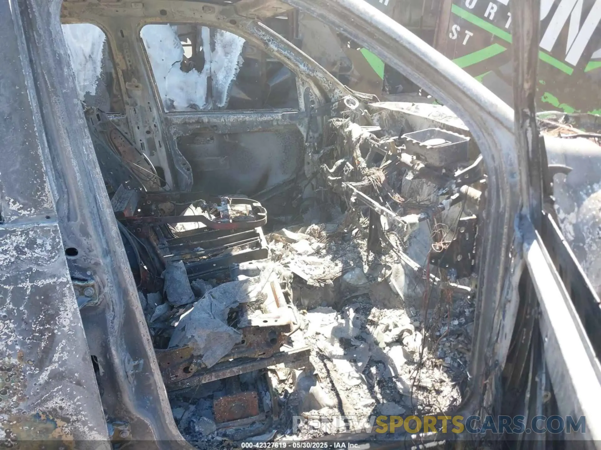 5 Photograph of a damaged car 3C63RRGLXRG295194 RAM 3500 2024