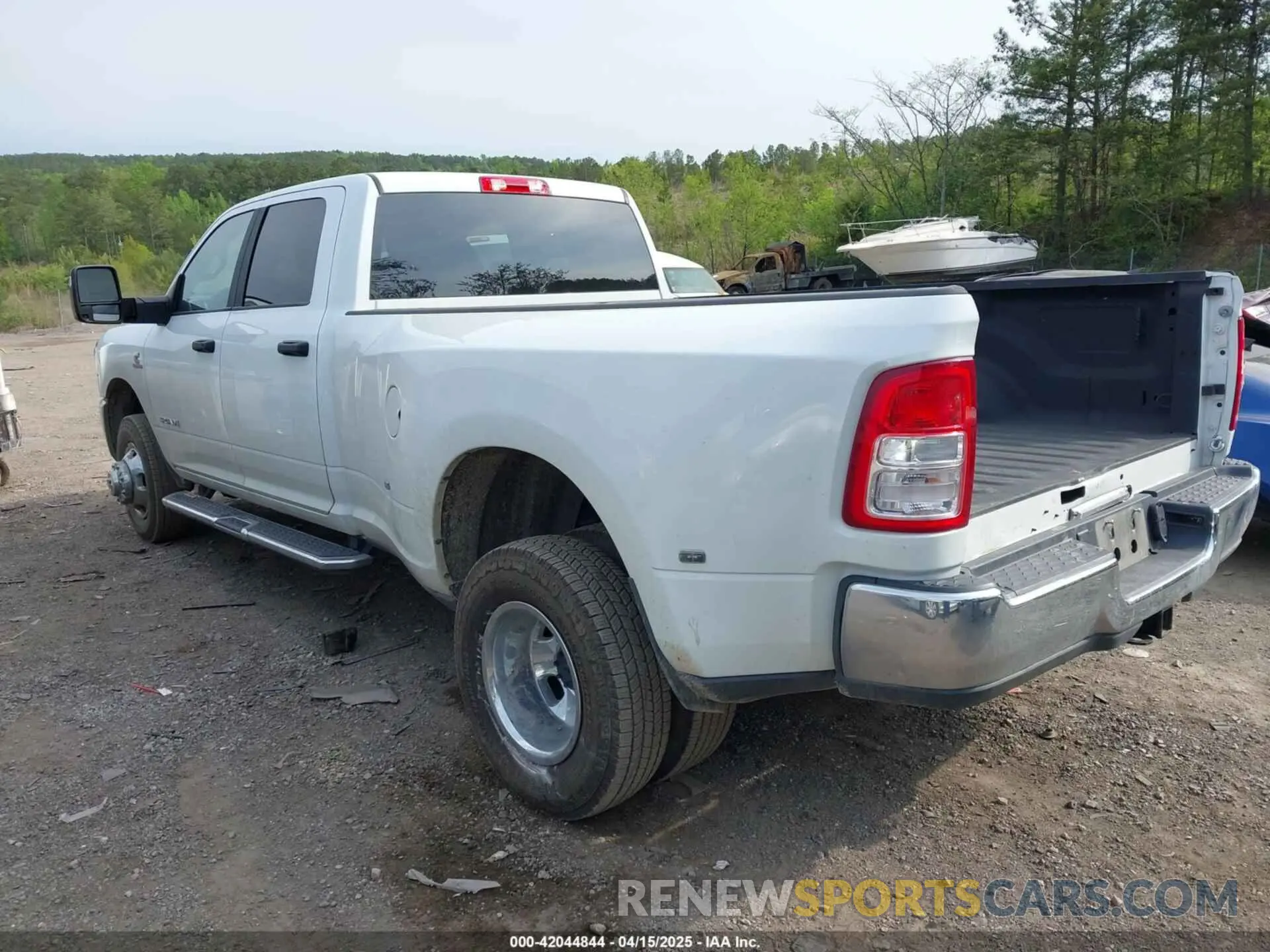 3 Photograph of a damaged car 3C63RRHL1RG271767 RAM 3500 2024