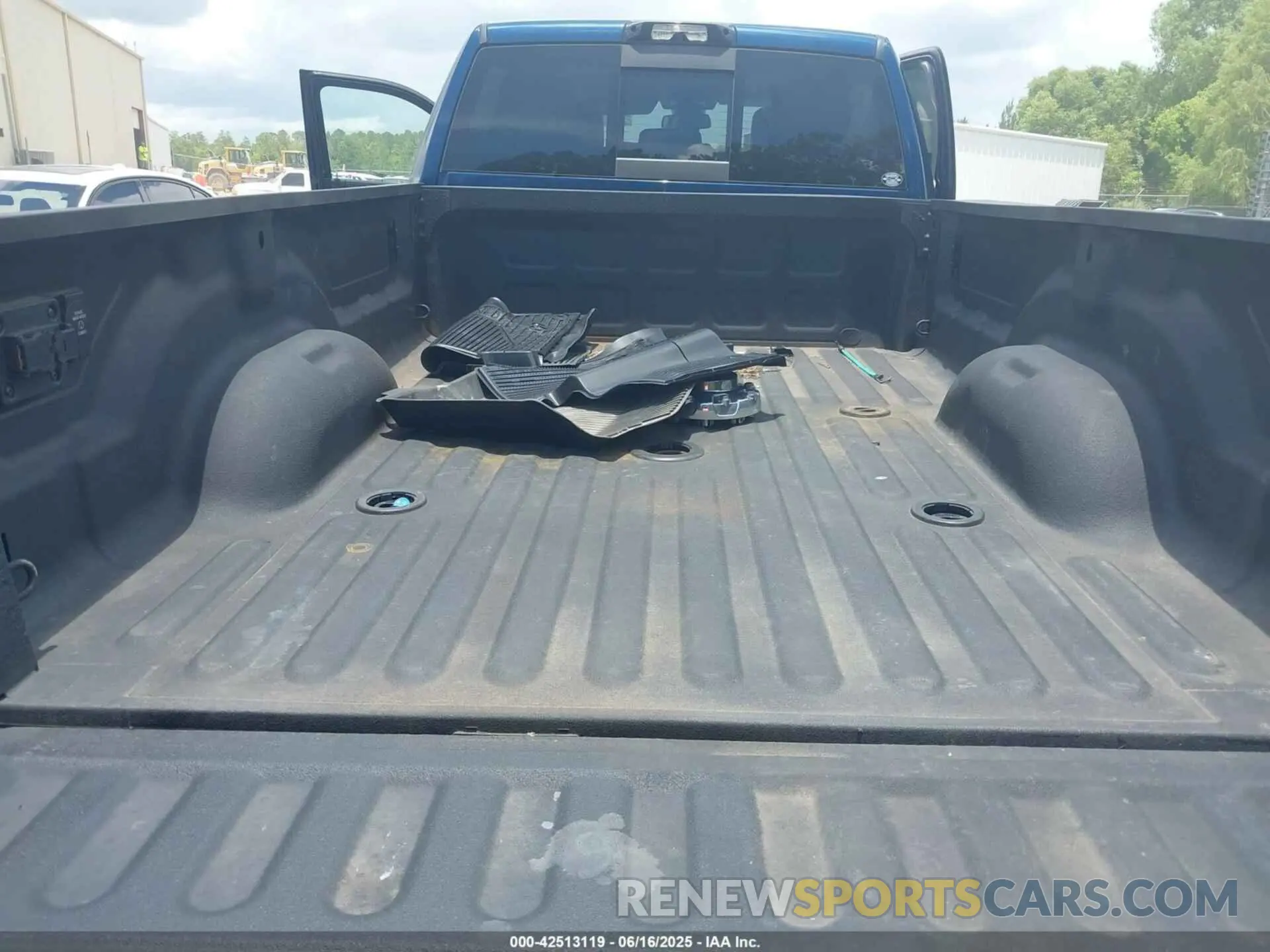 6 Photograph of a damaged car 3C63RRJLXRG224635 RAM 3500 2024