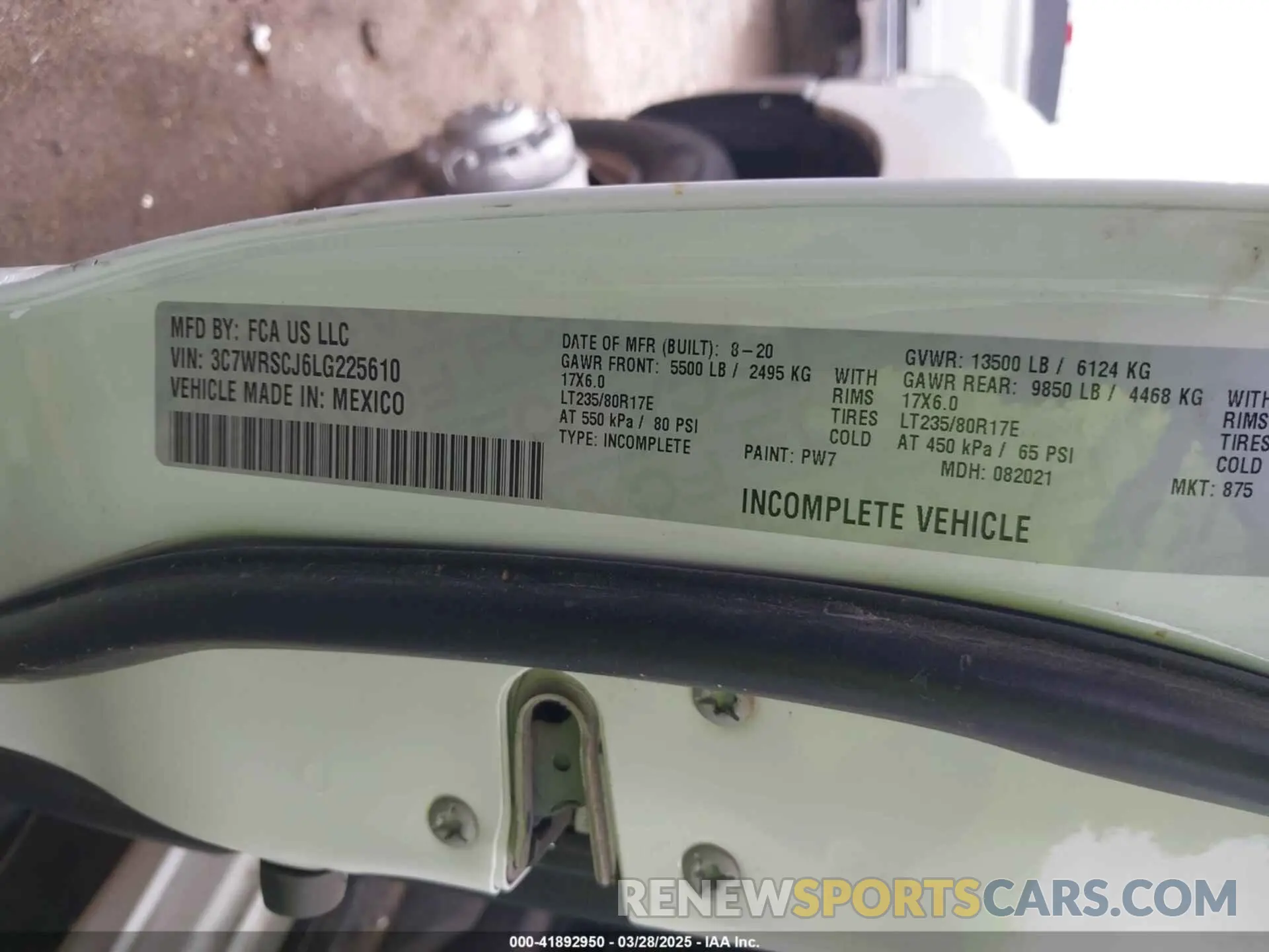 8 Photograph of a damaged car 3C7WRSCJ6LG225610 RAM 3500 CHASSIS 2020