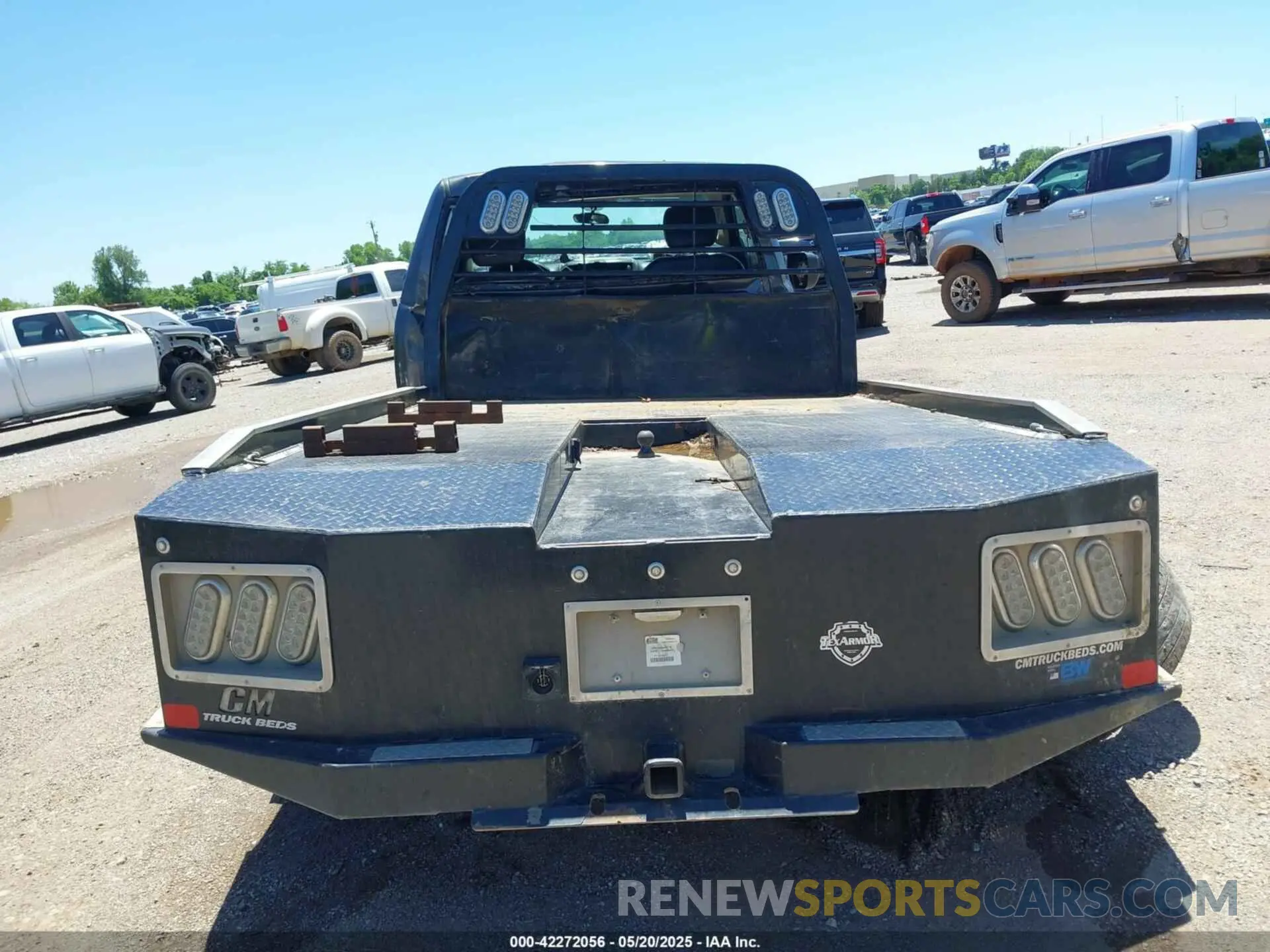 15 Photograph of a damaged car 3C7WRTAL3LG295575 RAM 3500 CHASSIS 2020
