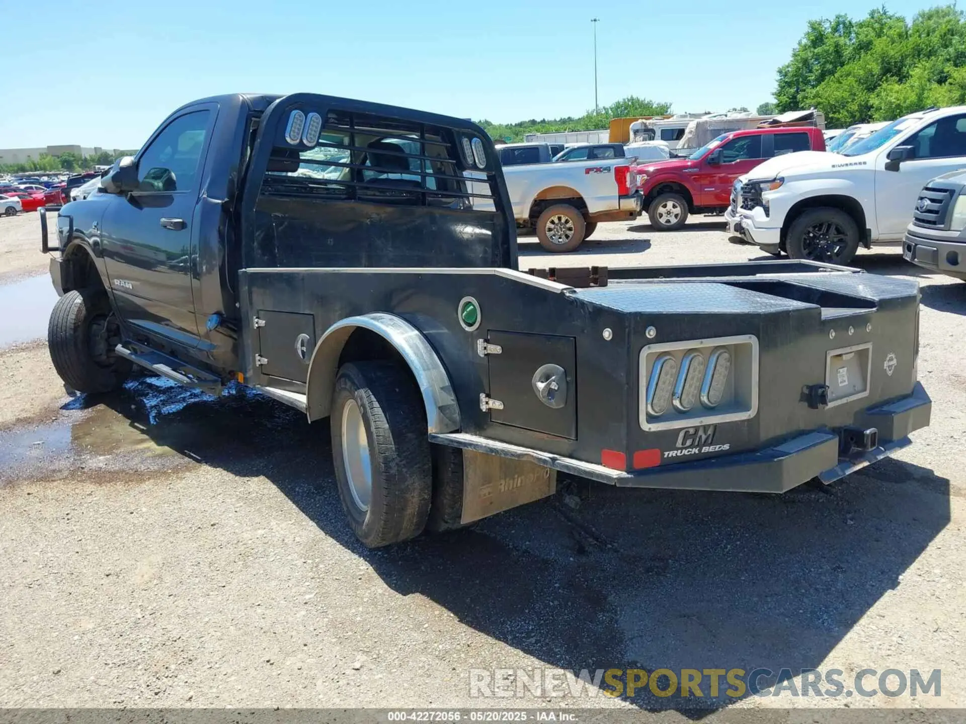 3 Photograph of a damaged car 3C7WRTAL3LG295575 RAM 3500 CHASSIS 2020