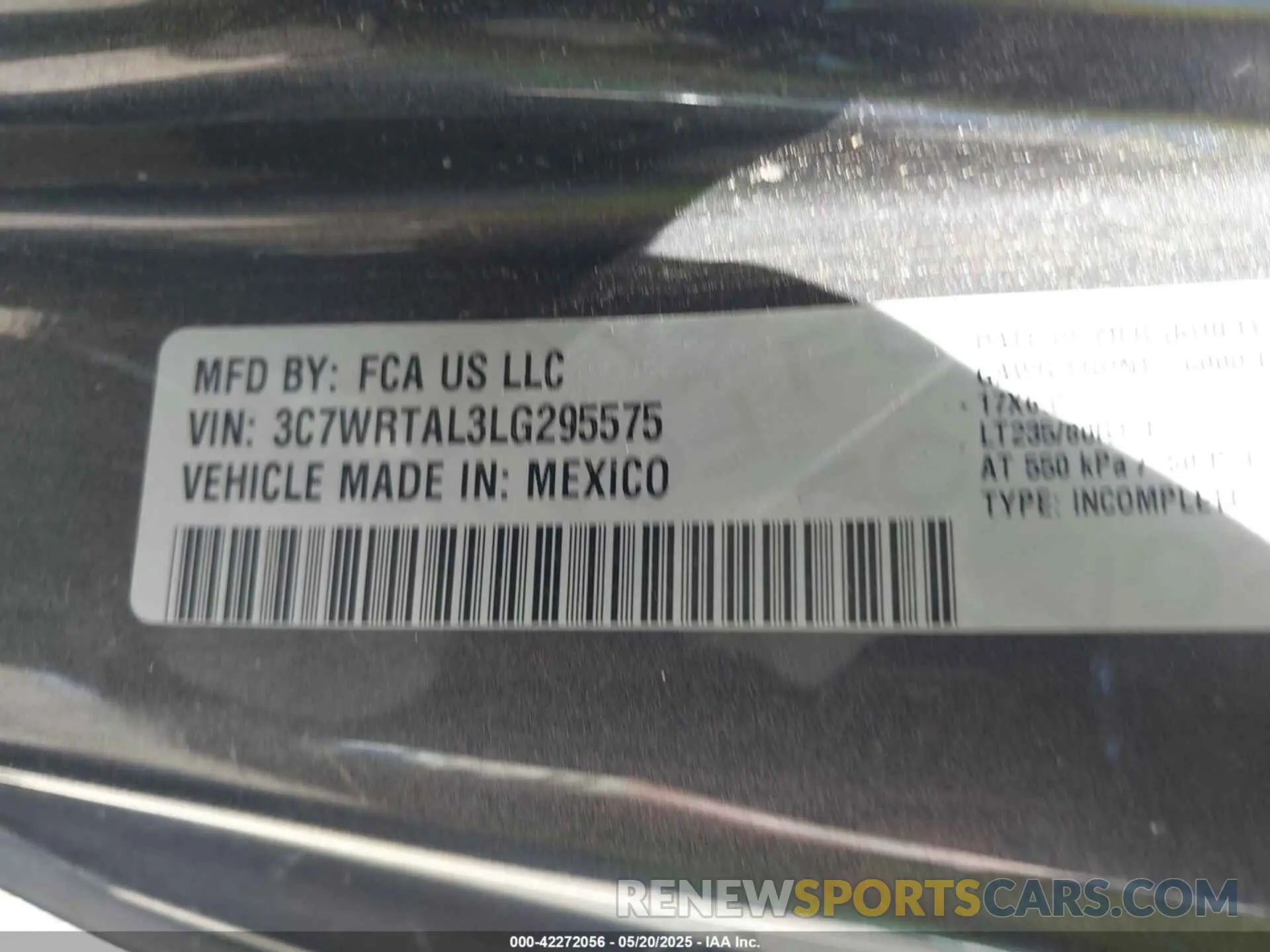 8 Photograph of a damaged car 3C7WRTAL3LG295575 RAM 3500 CHASSIS 2020