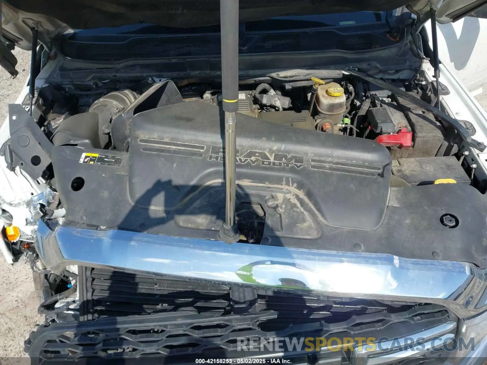 10 Photograph of a damaged car 3C7WRTCL4LG199810 RAM 3500 CHASSIS 2020