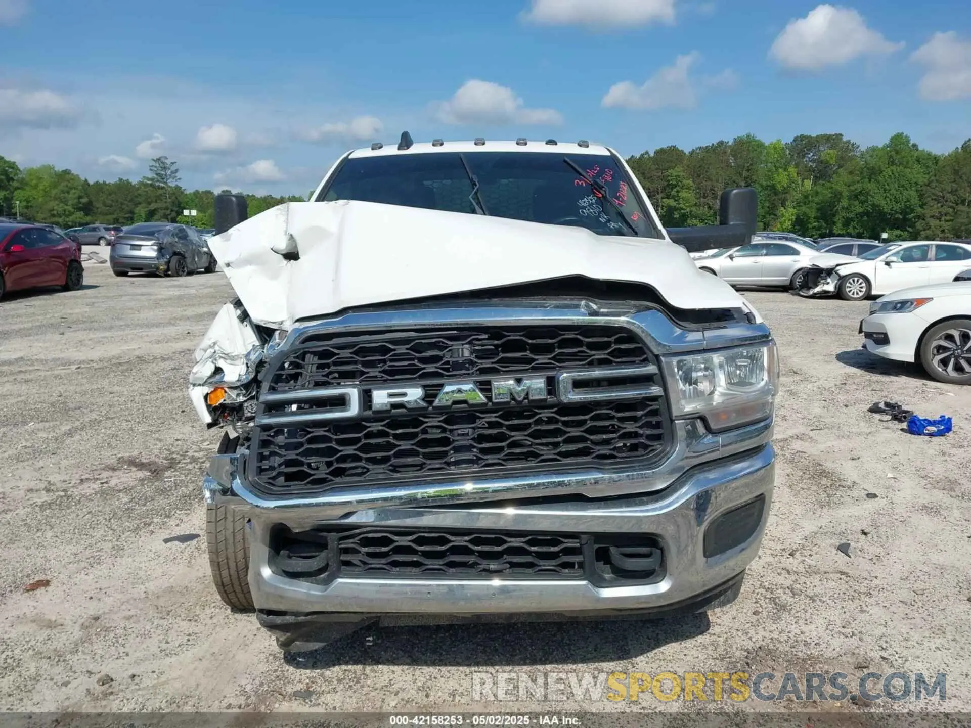 12 Photograph of a damaged car 3C7WRTCL4LG199810 RAM 3500 CHASSIS 2020