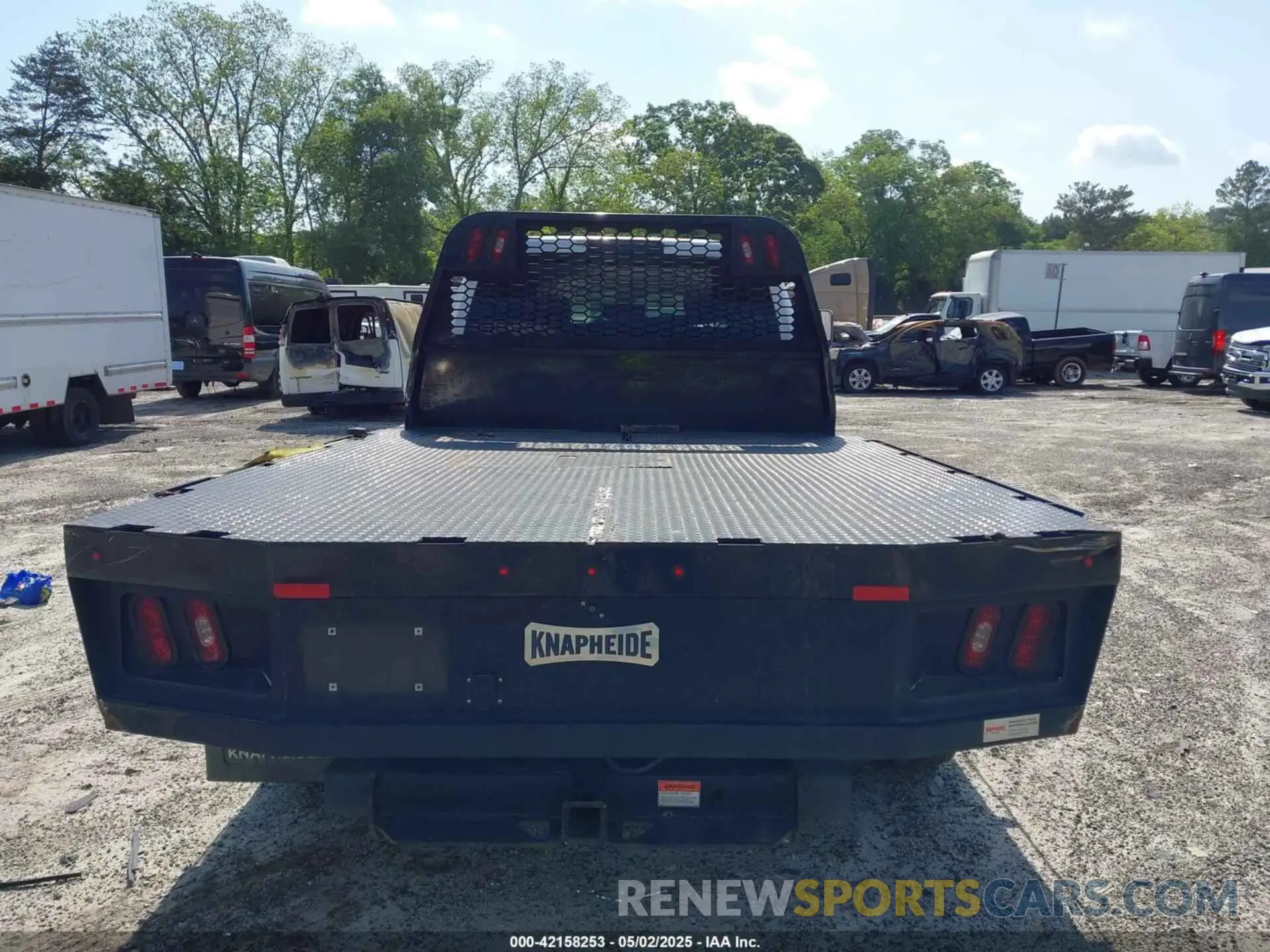 15 Photograph of a damaged car 3C7WRTCL4LG199810 RAM 3500 CHASSIS 2020