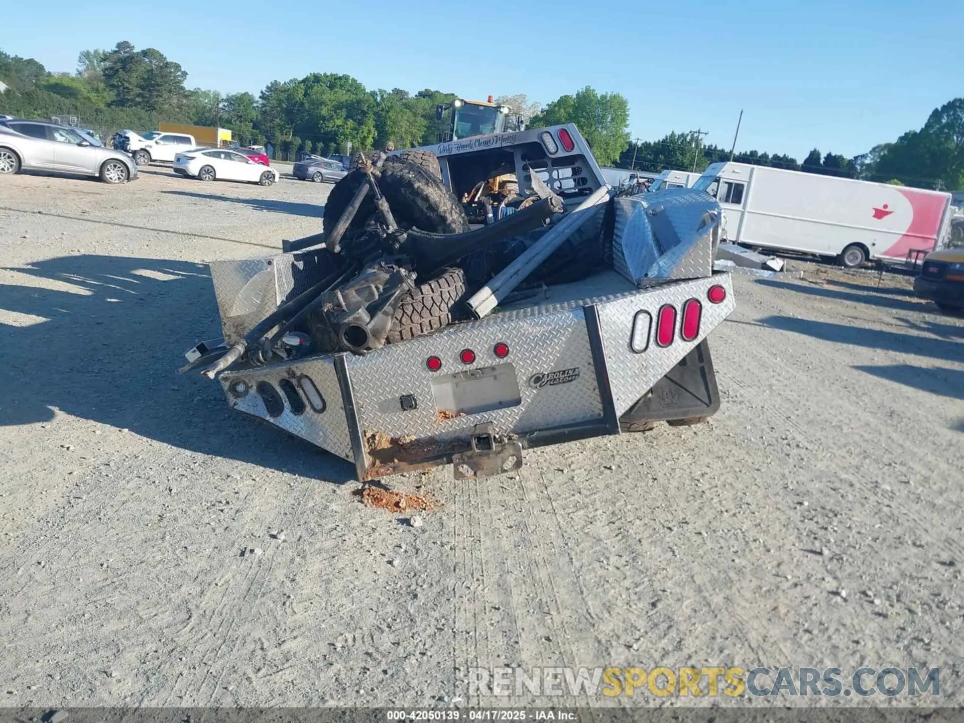 15 Photograph of a damaged car 3C7WRTCL5LG307044 RAM 3500 CHASSIS 2020