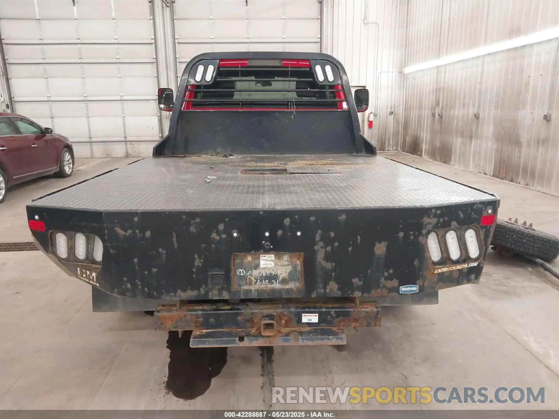 16 Photograph of a damaged car 3C7WRTAL1MG673300 RAM 3500 CHASSIS 2021