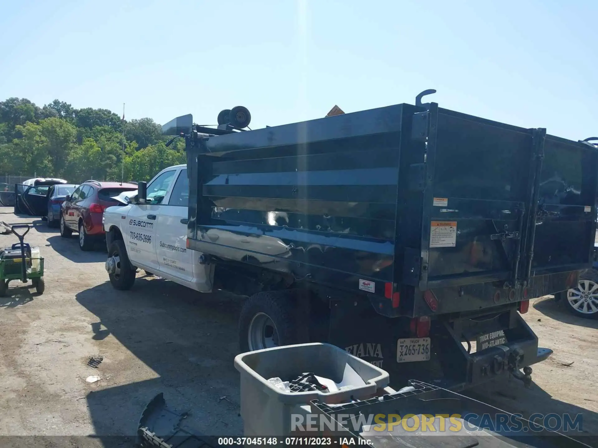 4 Photograph of a damaged car 3C7WRTCJXMG646205 RAM 3500 CHASSIS 2021