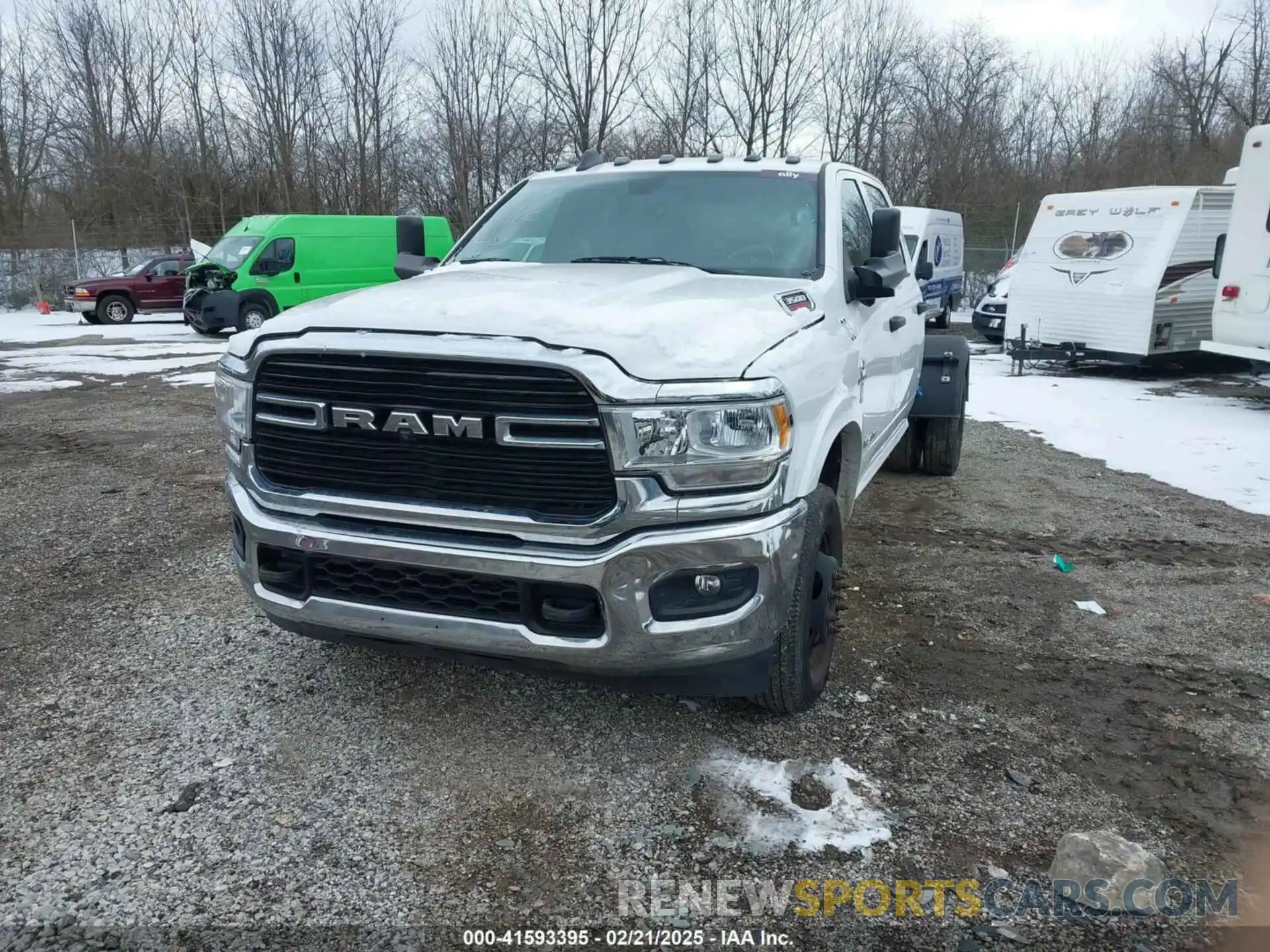 14 Photograph of a damaged car 3C7WRTCL2MG604001 RAM 3500 CHASSIS 2021