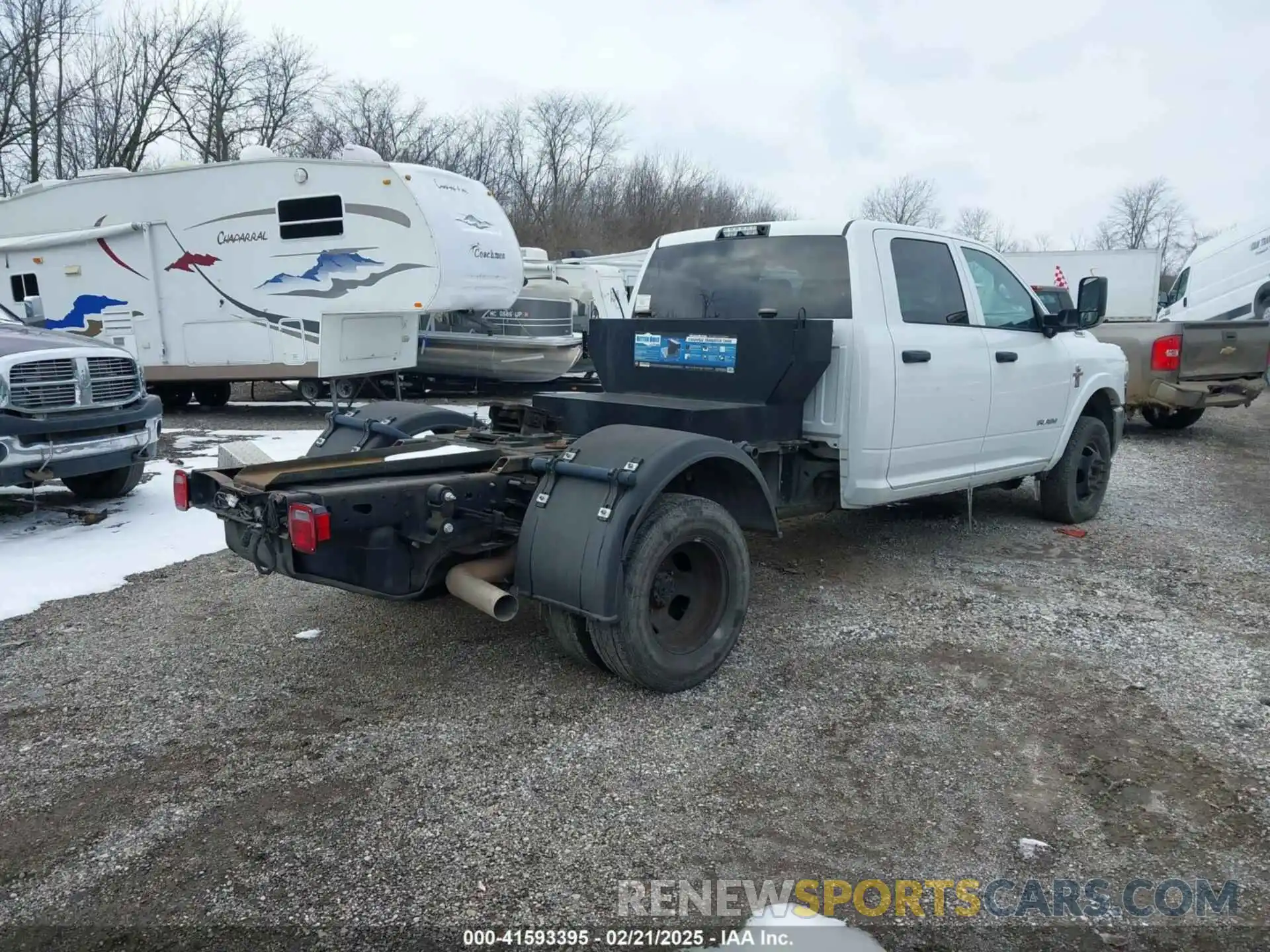 4 Photograph of a damaged car 3C7WRTCL2MG604001 RAM 3500 CHASSIS 2021