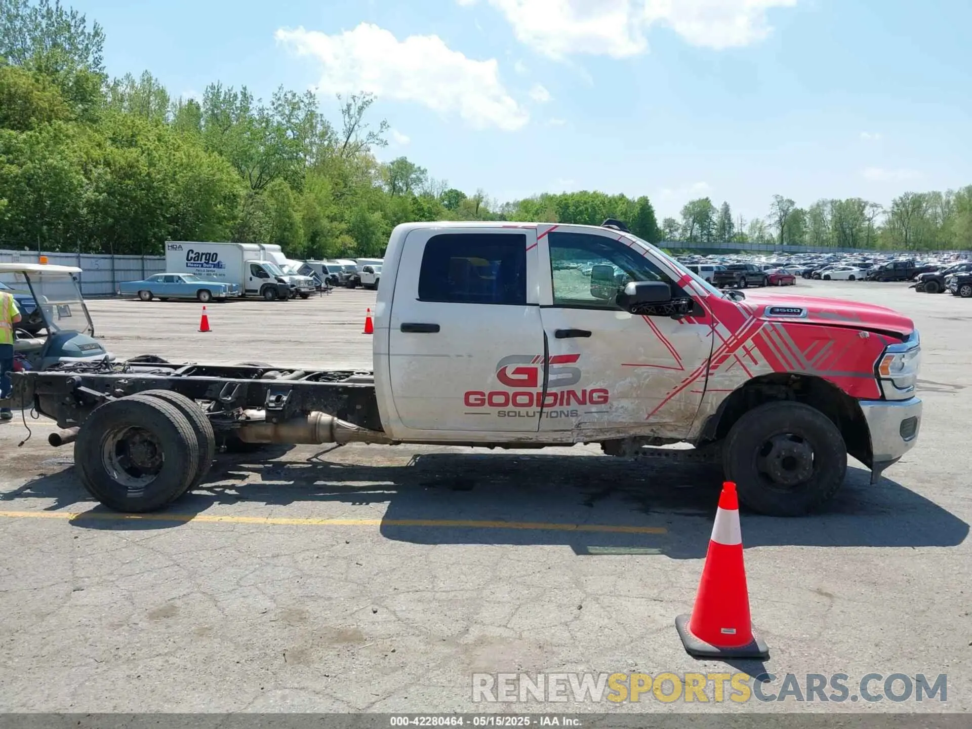 13 Photograph of a damaged car 3C7WRTCL8MG644549 RAM 3500 CHASSIS 2021