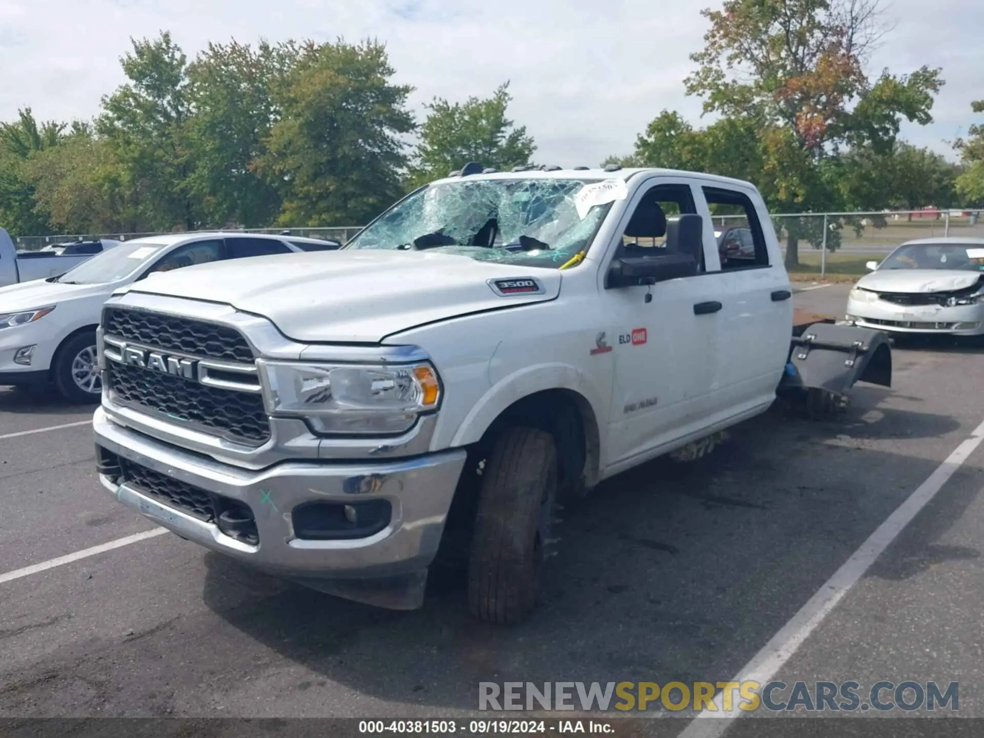 10 Photograph of a damaged car 3C7WRTCLXNG356890 RAM 3500 CHASSIS 2022