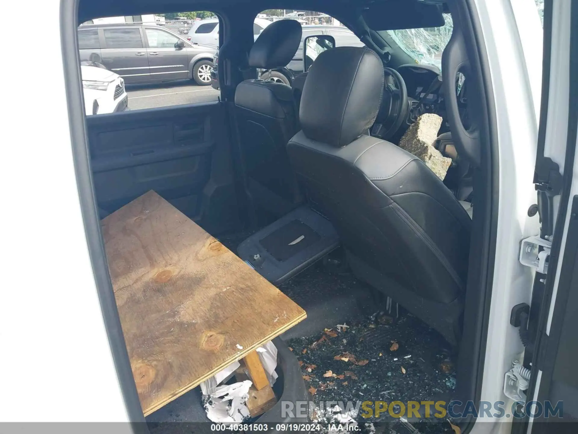 7 Photograph of a damaged car 3C7WRTCLXNG356890 RAM 3500 CHASSIS 2022