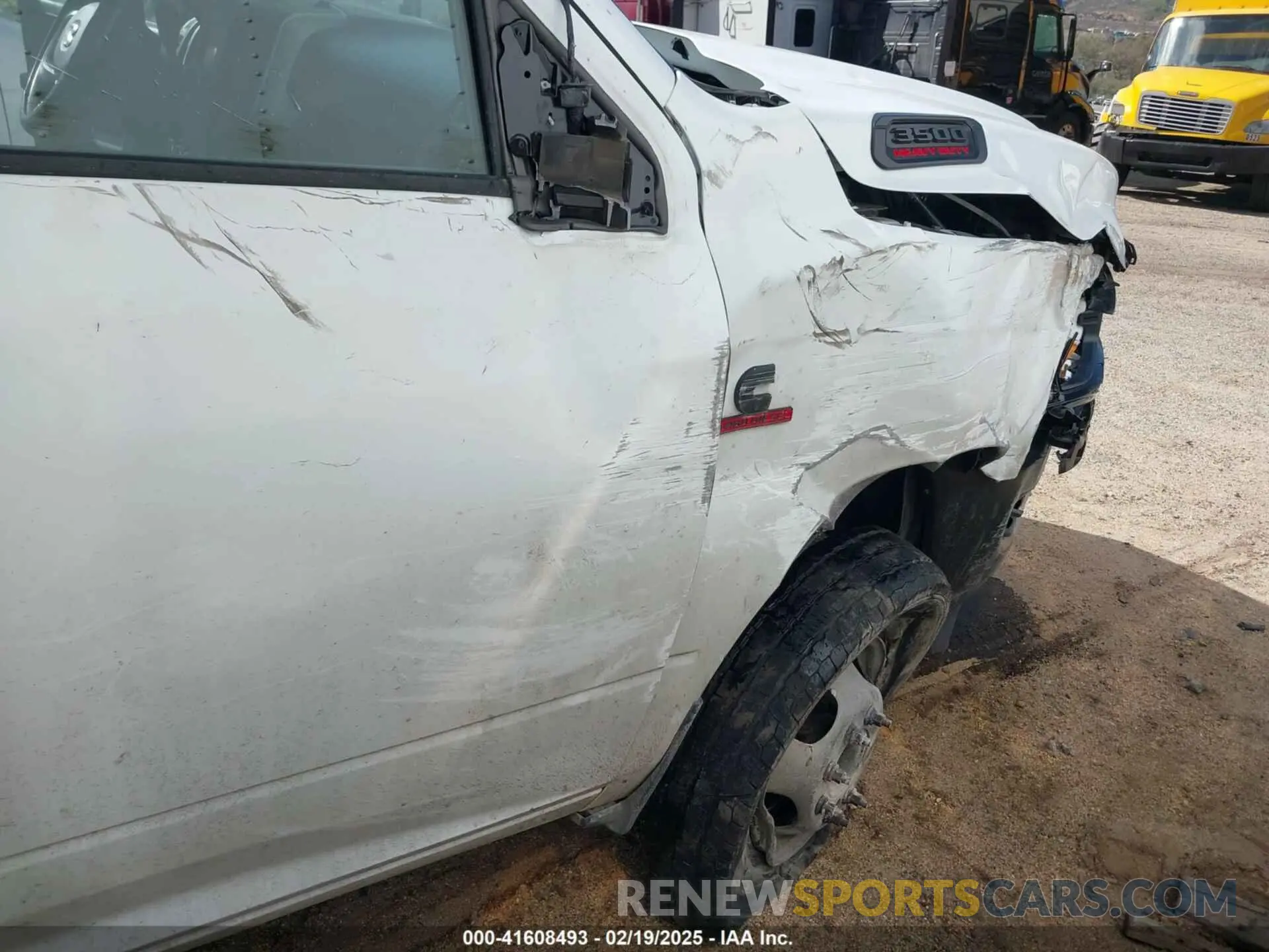 12 Photograph of a damaged car 3C7WRTCL3PG650666 RAM 3500 CHASSIS 2023