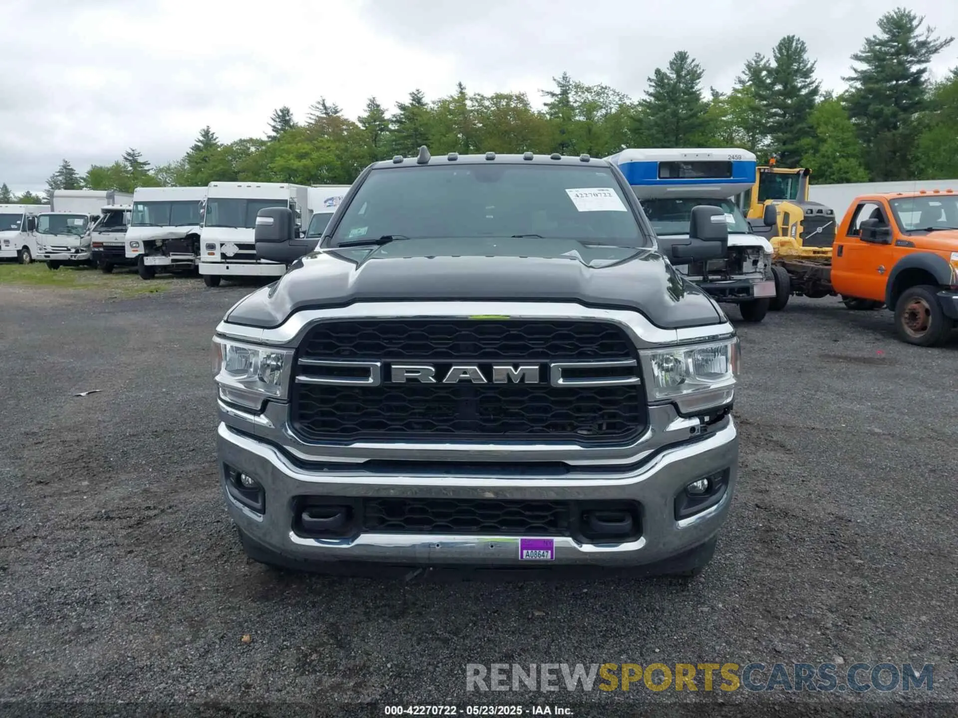 14 Photograph of a damaged car 3C7WRTCL9PG597567 RAM 3500 CHASSIS 2023