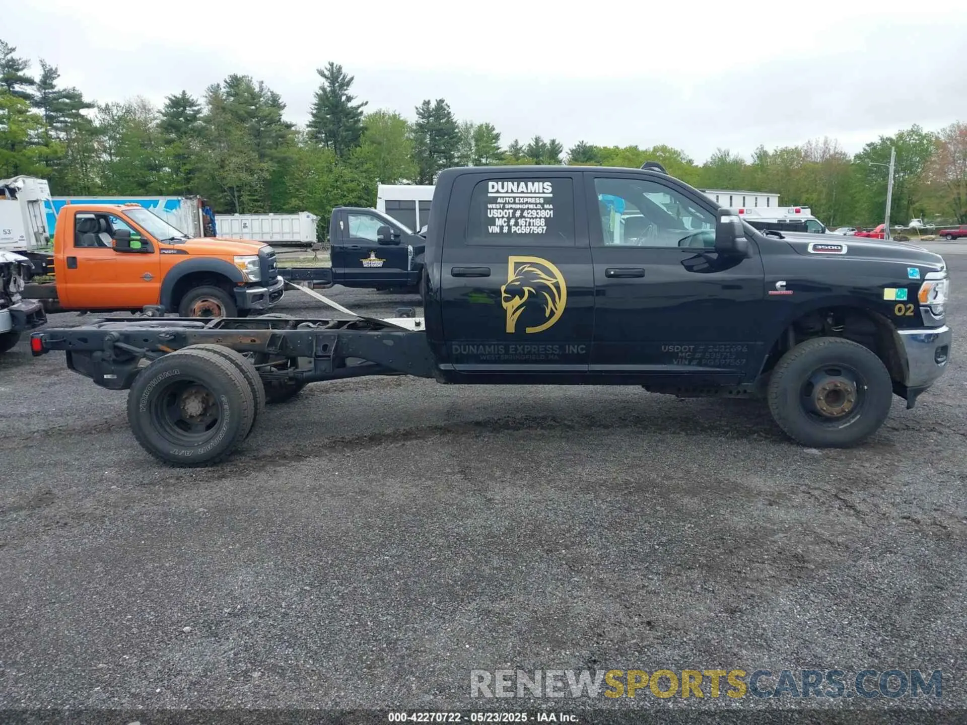 15 Photograph of a damaged car 3C7WRTCL9PG597567 RAM 3500 CHASSIS 2023