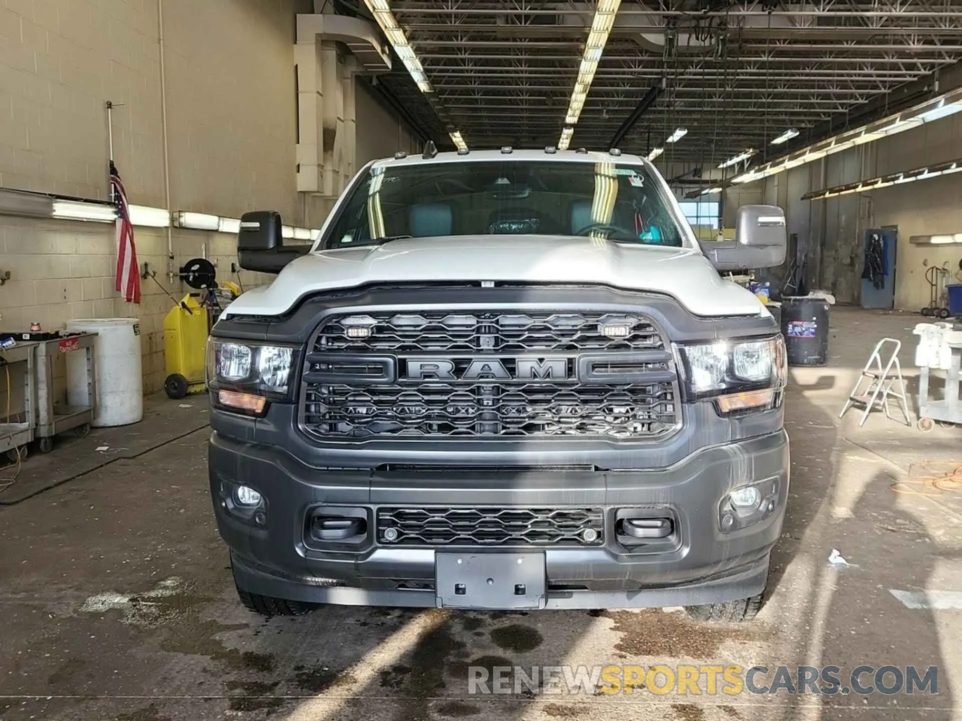 6 Photograph of a damaged car 3C7WR9CL7RG261597 RAM 3500 CHASSIS 2024