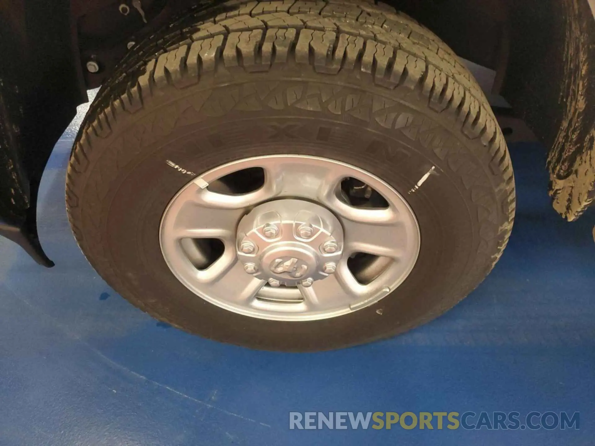 3 Photograph of a damaged car 3C7WR9CLXRG274358 RAM 3500 CHASSIS 2024