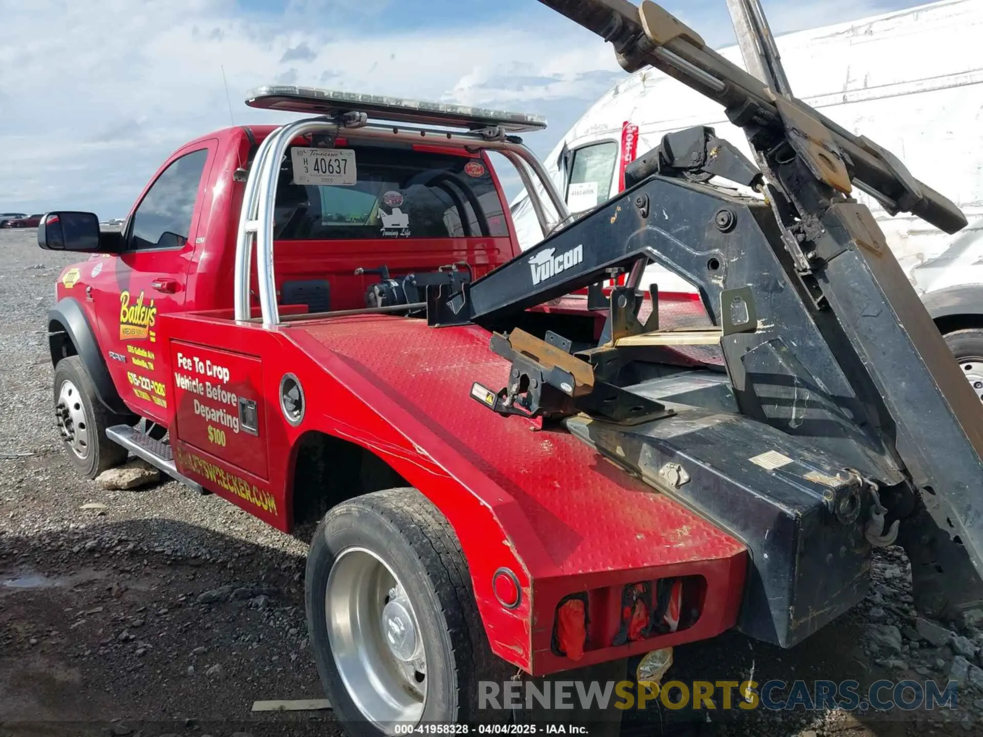 3 Photograph of a damaged car 3C7WRKAL2KG521713 RAM 4500 CHASSIS 2019