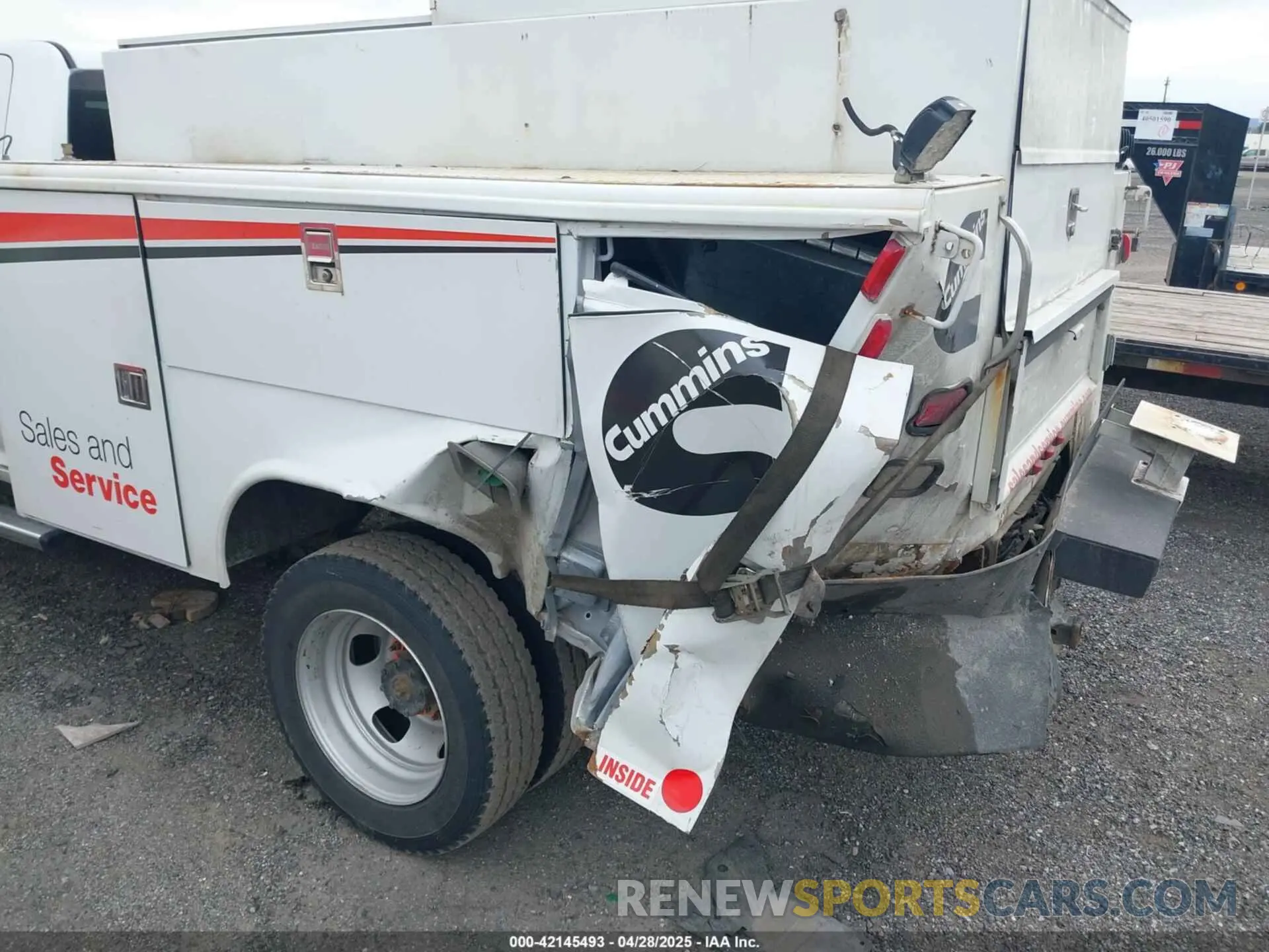 12 Photograph of a damaged car 3C7WRLAL0KG522137 RAM 4500 CHASSIS 2019