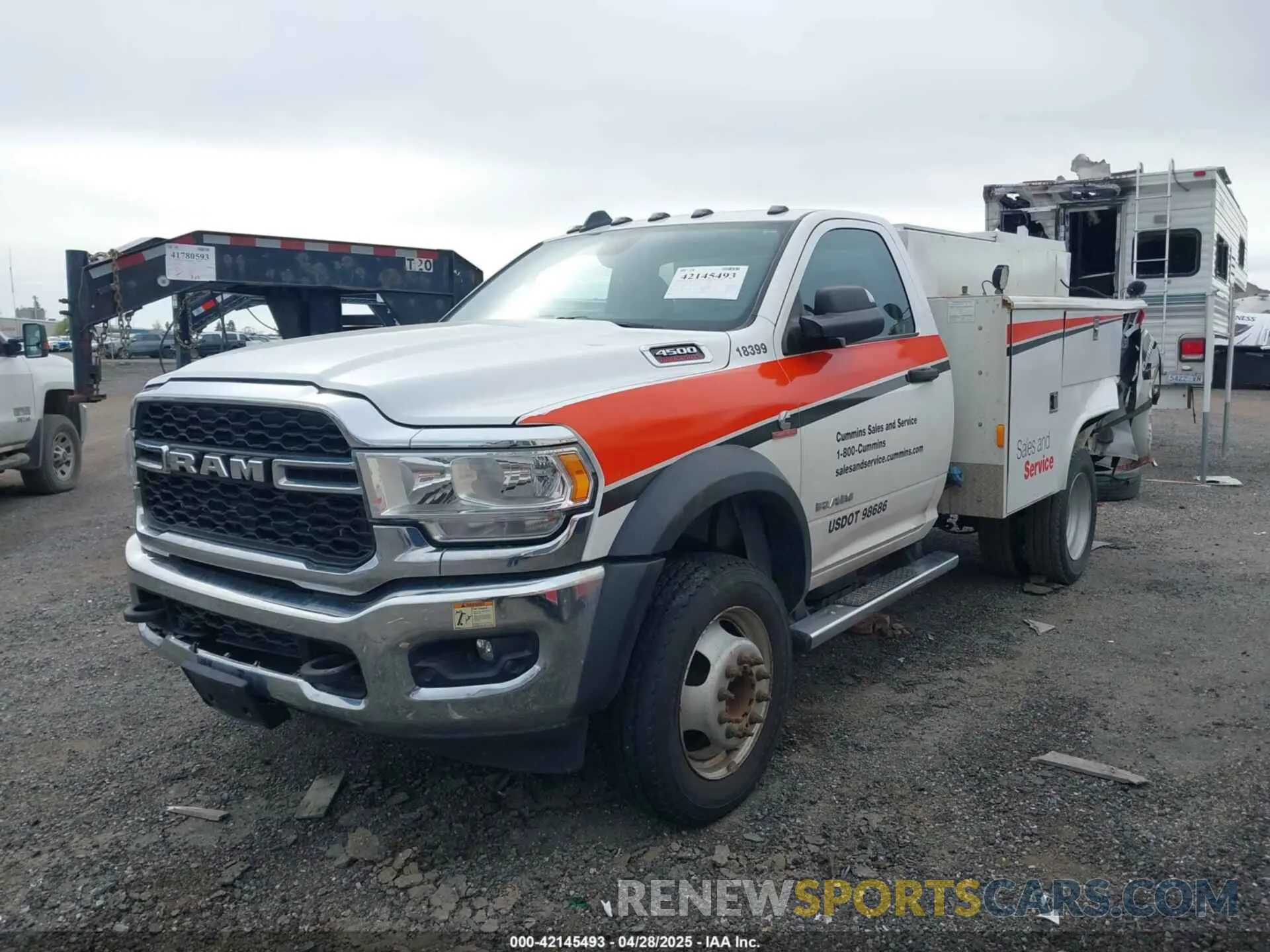 2 Photograph of a damaged car 3C7WRLAL0KG522137 RAM 4500 CHASSIS 2019