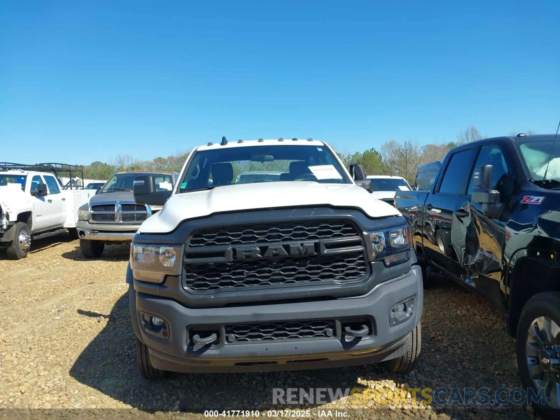 13 Photograph of a damaged car 3C7WRLFL0RG204831 RAM 4500 CHASSIS 2024