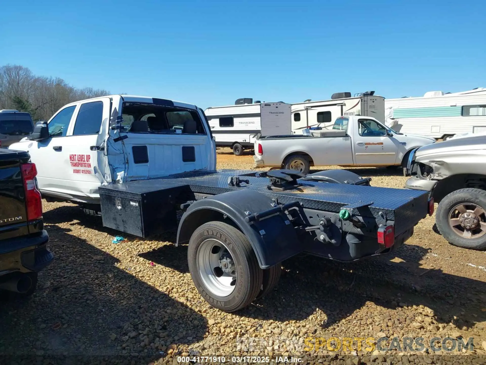 15 Photograph of a damaged car 3C7WRLFL0RG204831 RAM 4500 CHASSIS 2024