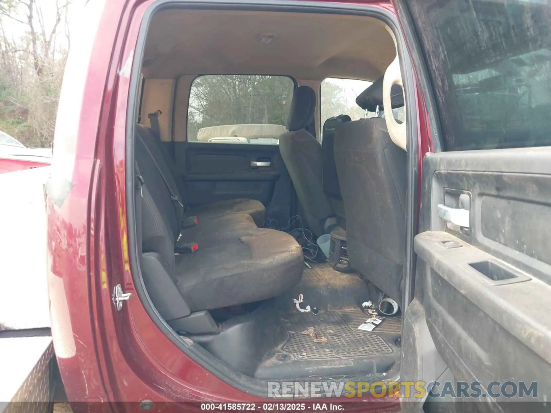 6 Photograph of a damaged car 3C7WRMFL7KG610360 RAM 5500 CHASSIS 2019