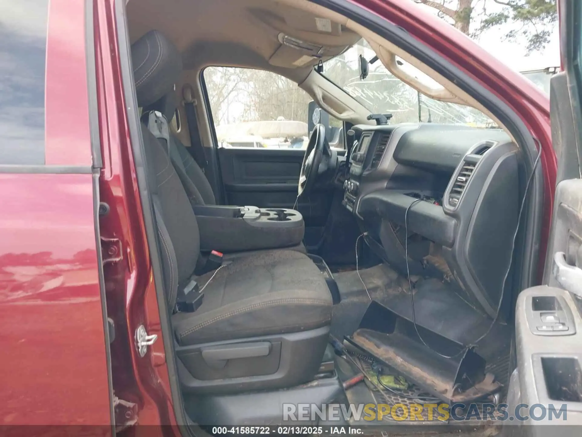7 Photograph of a damaged car 3C7WRMFL7KG610360 RAM 5500 CHASSIS 2019