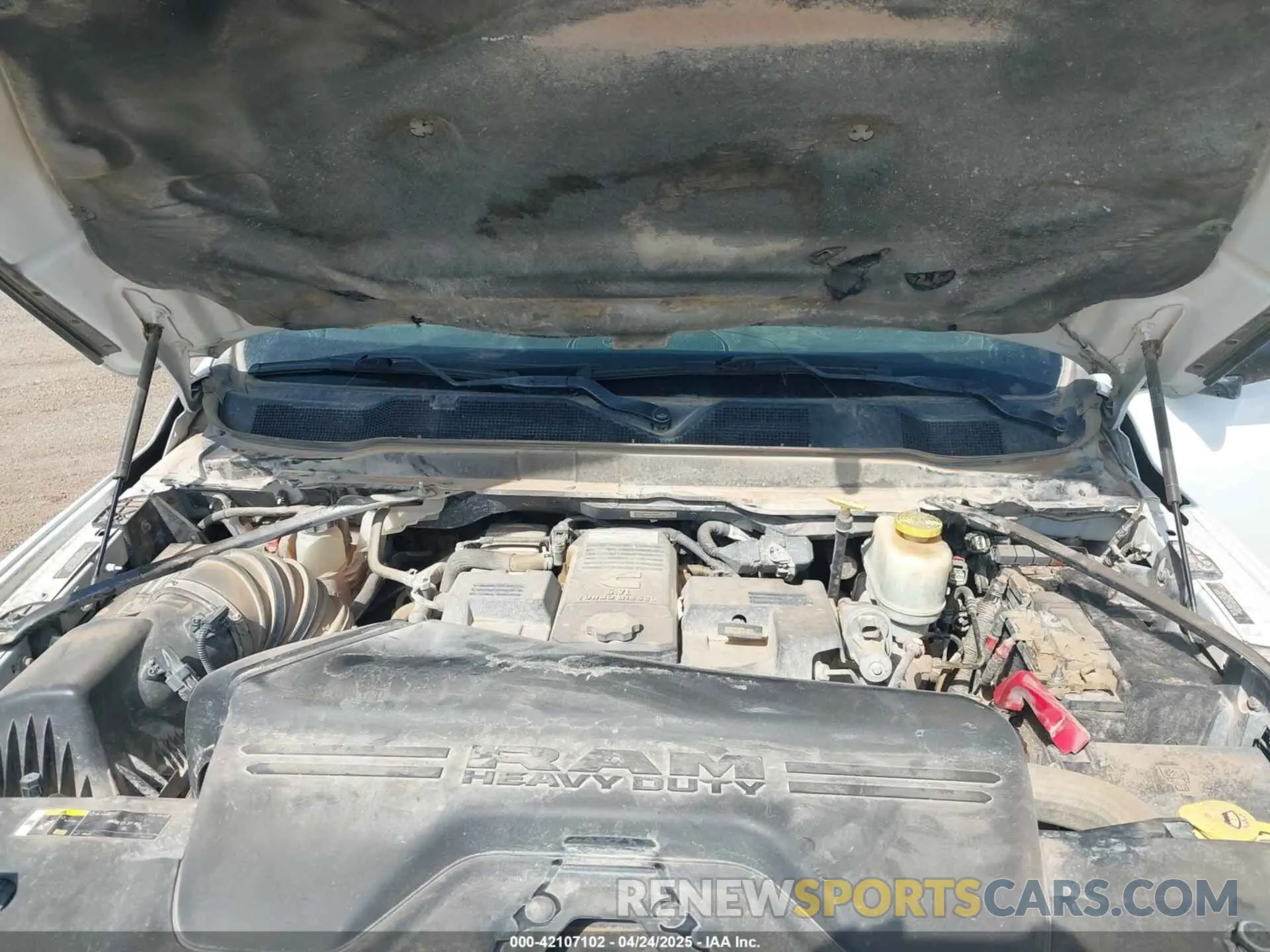 9 Photograph of a damaged car 3C7WRNFL4KG621614 RAM 5500 CHASSIS 2019