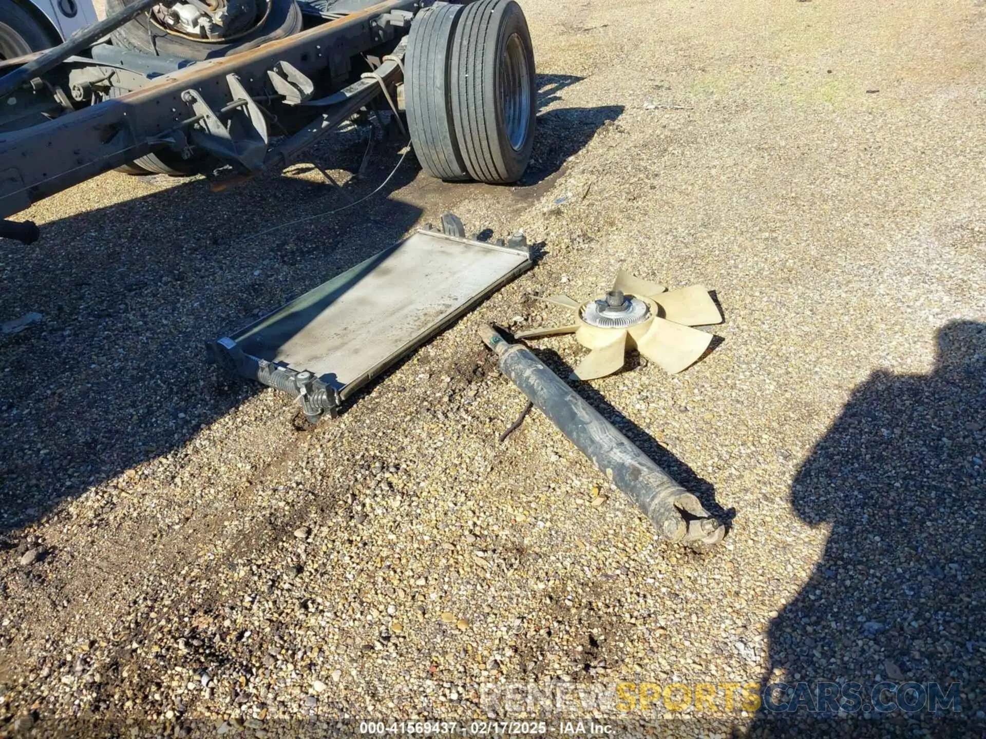 12 Photograph of a damaged car 3C7WRMCL4NG133024 RAM 5500 CHASSIS 2022