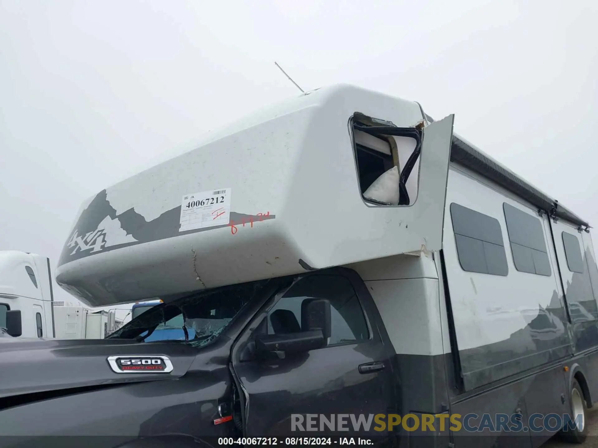 11 Photograph of a damaged car 3C7WRNDL7NG329026 RAM 5500 CHASSIS 2022
