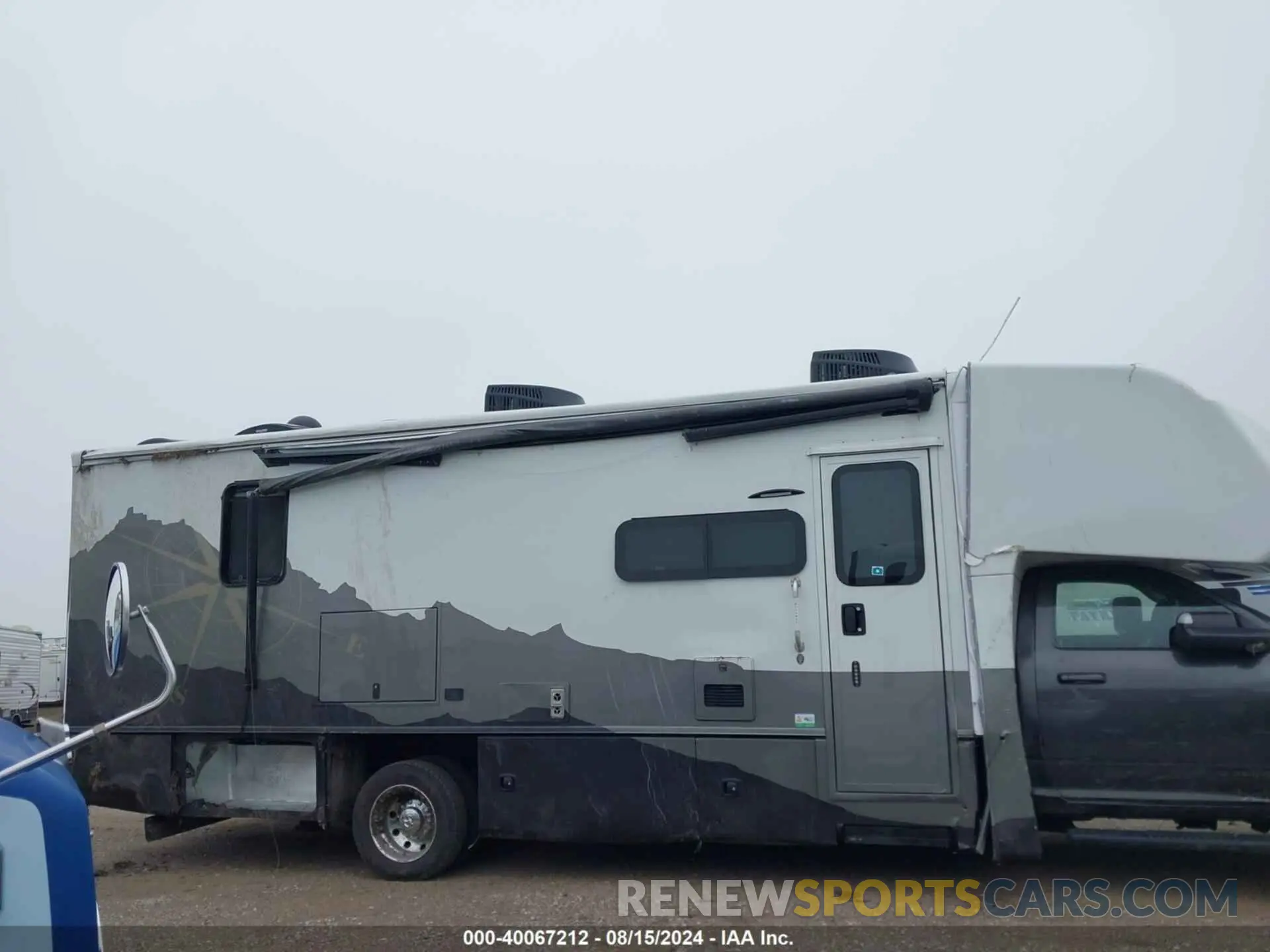 14 Photograph of a damaged car 3C7WRNDL7NG329026 RAM 5500 CHASSIS 2022