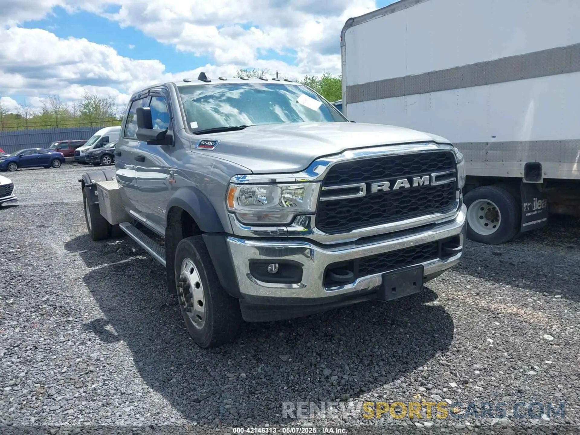 1 Photograph of a damaged car 3C7WRNEL0NG308372 RAM 5500 CHASSIS 2022
