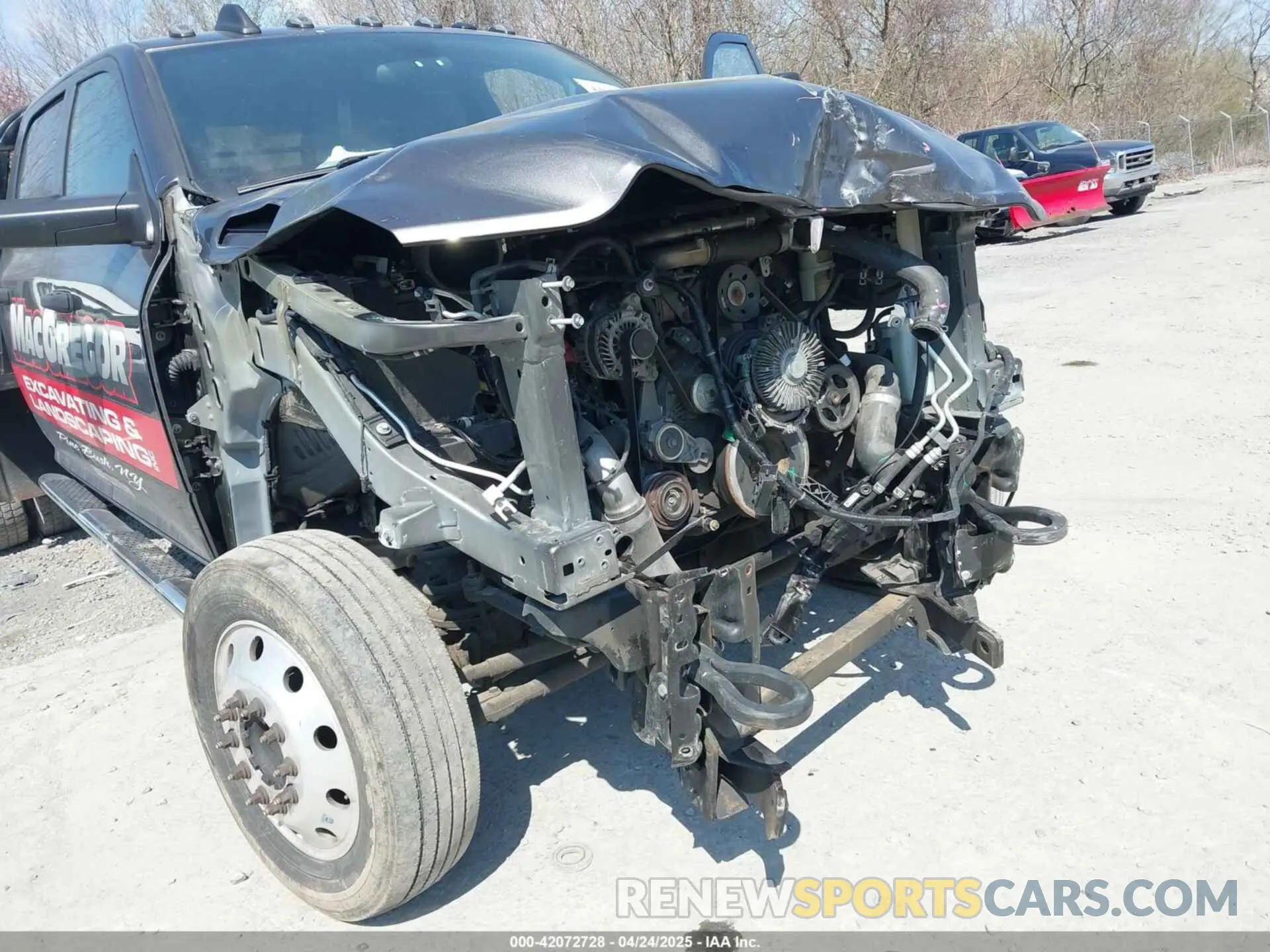 11 Photograph of a damaged car 3C7WRNEL9NG132213 RAM 5500 CHASSIS 2022