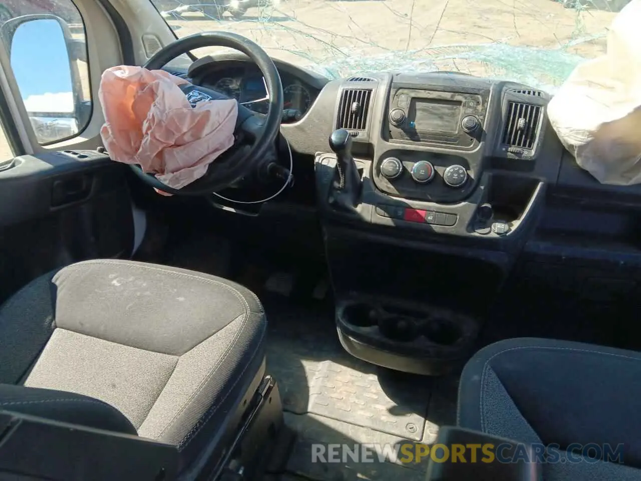 8 Photograph of a damaged car 3C6TRVAG4KE528914 RAM All Models 2019
