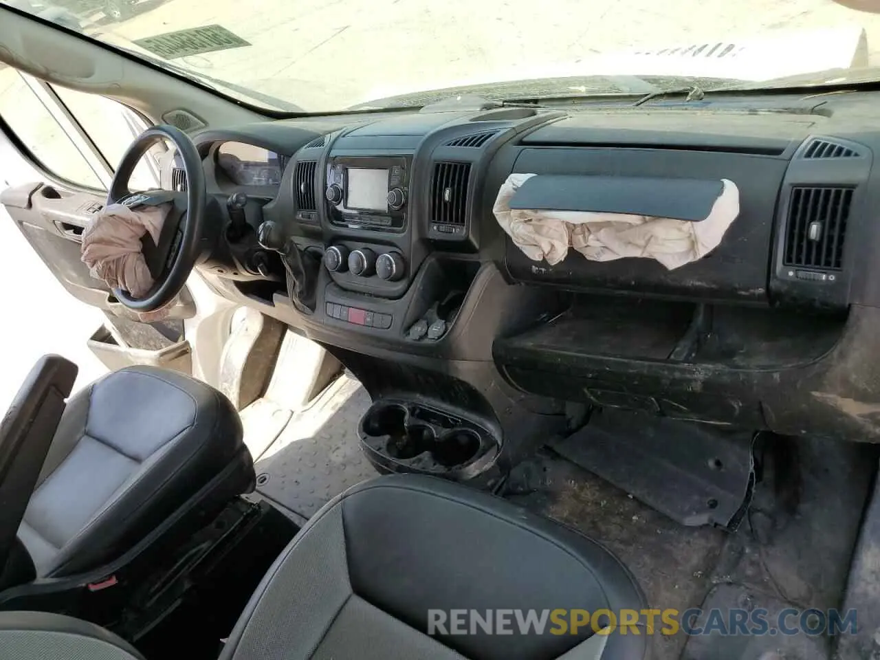 8 Photograph of a damaged car 3C6TRVAGXKE502723 RAM All Models 2019