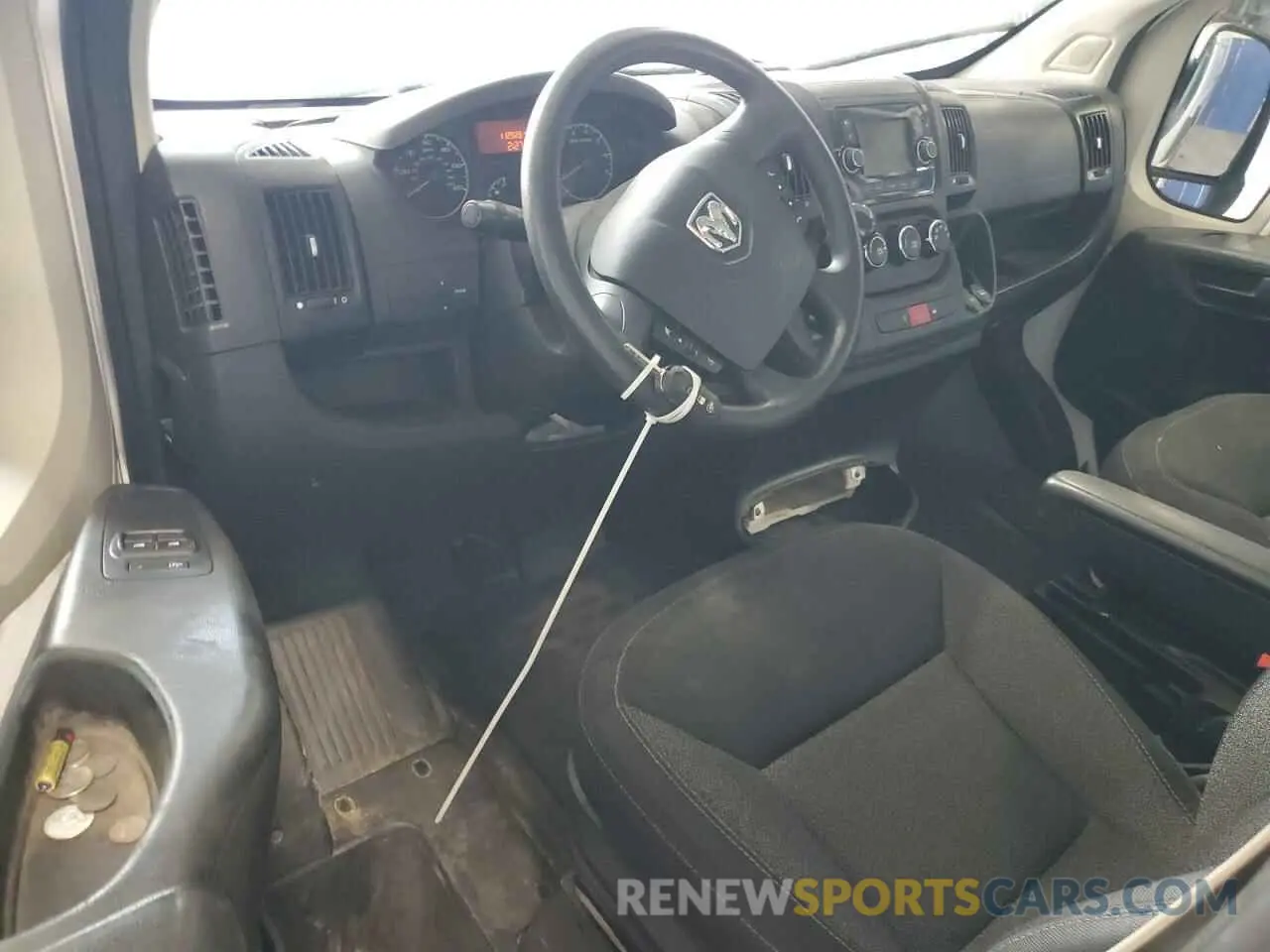 8 Photograph of a damaged car 3C6TRVBG1KE547404 RAM All Models 2019