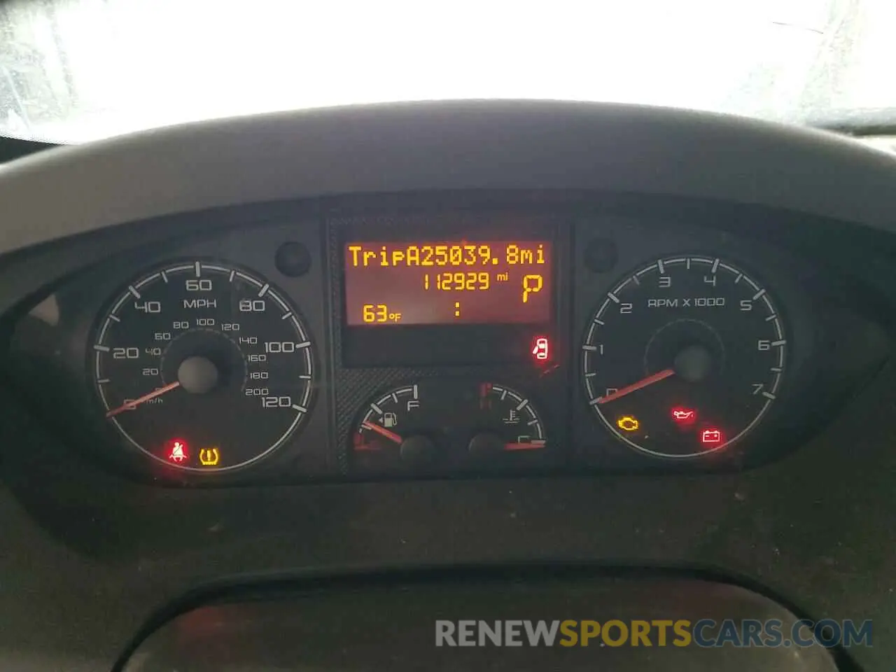 9 Photograph of a damaged car 3C6TRVBG1KE547404 RAM All Models 2019