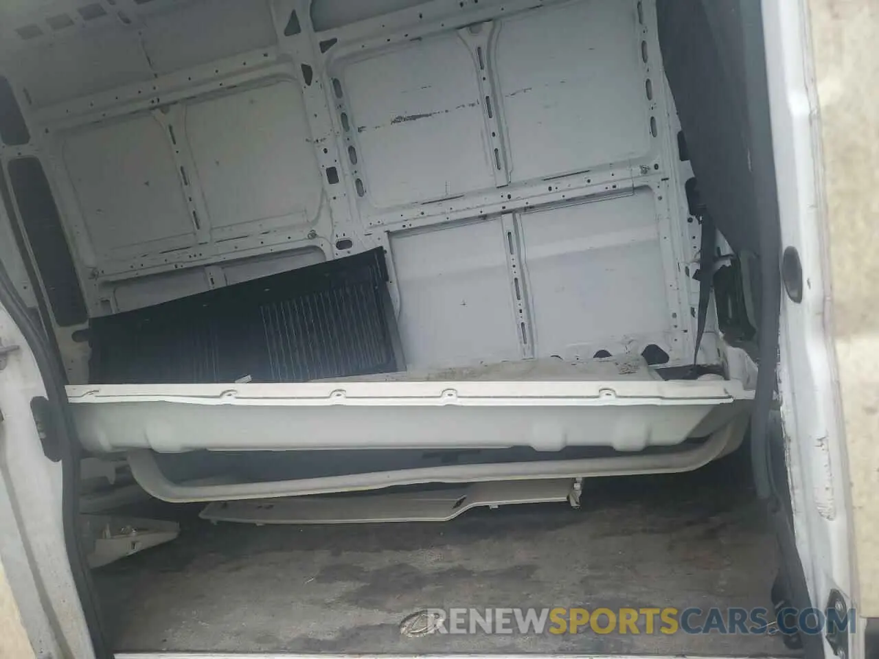 11 Photograph of a damaged car 3C6TRVBGXKE549491 RAM All Models 2019