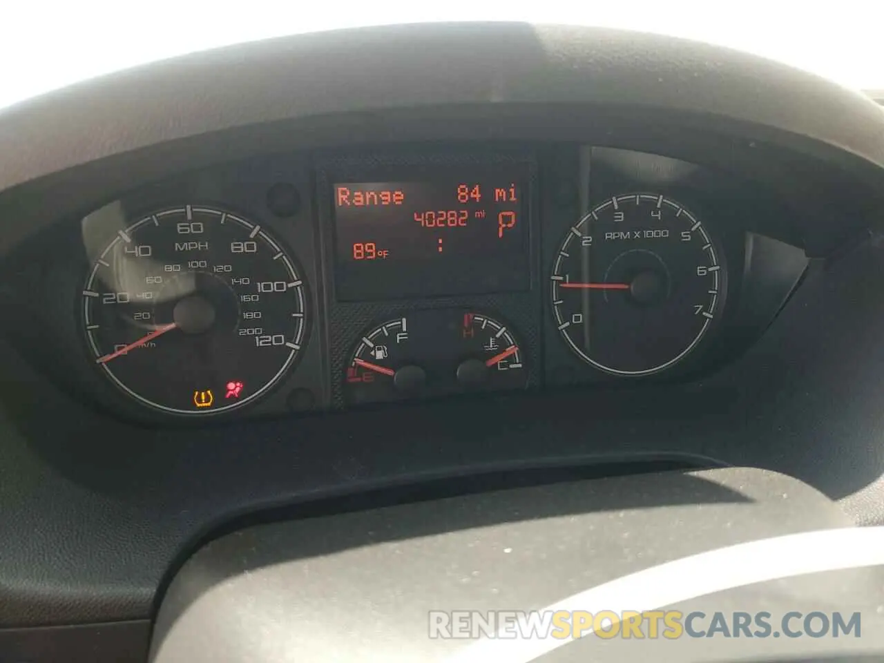 9 Photograph of a damaged car 3C6TRVDG5KE557396 RAM All Models 2019