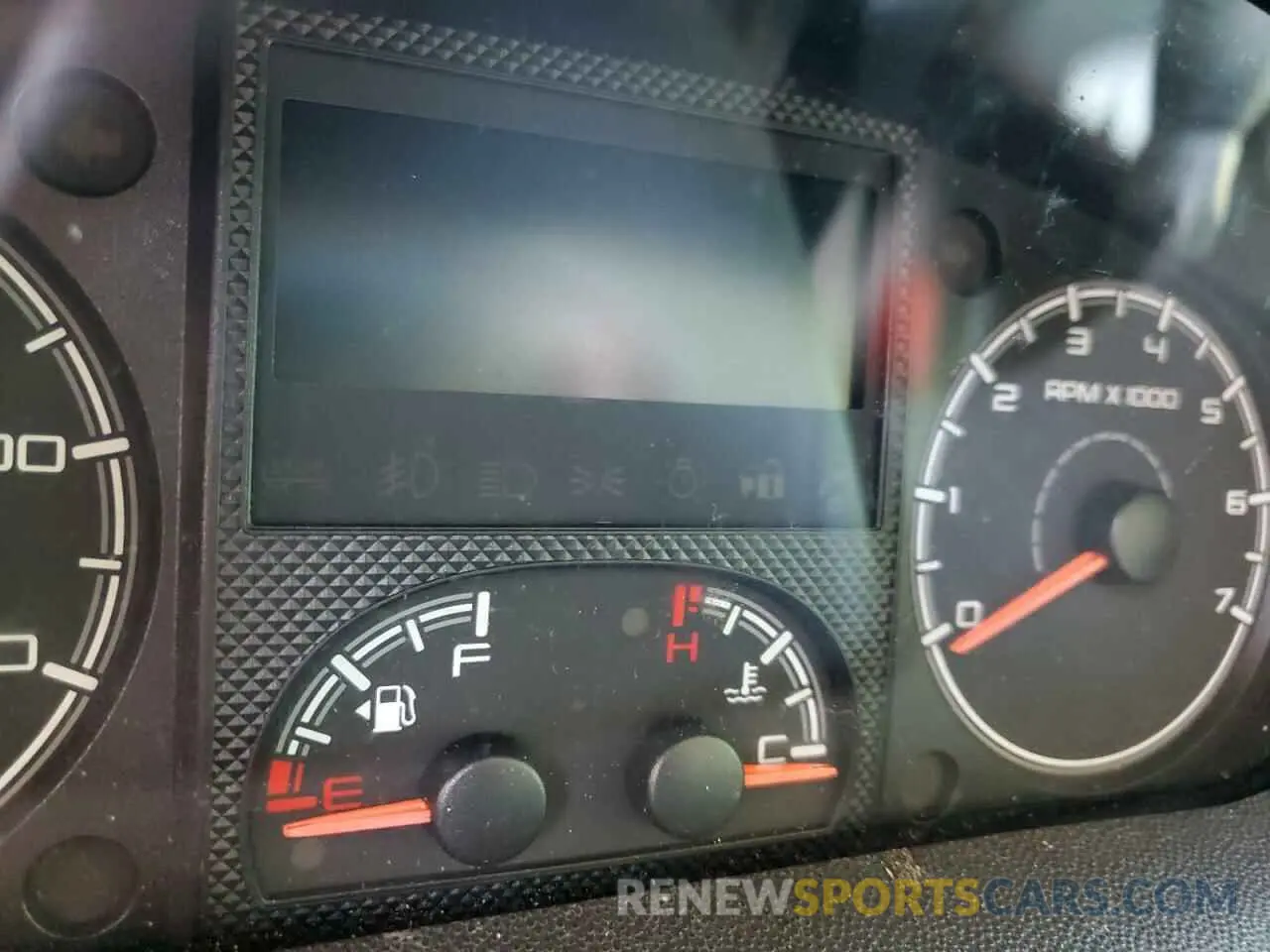 9 Photograph of a damaged car 3C6TRVDG9KE536941 RAM All Models 2019