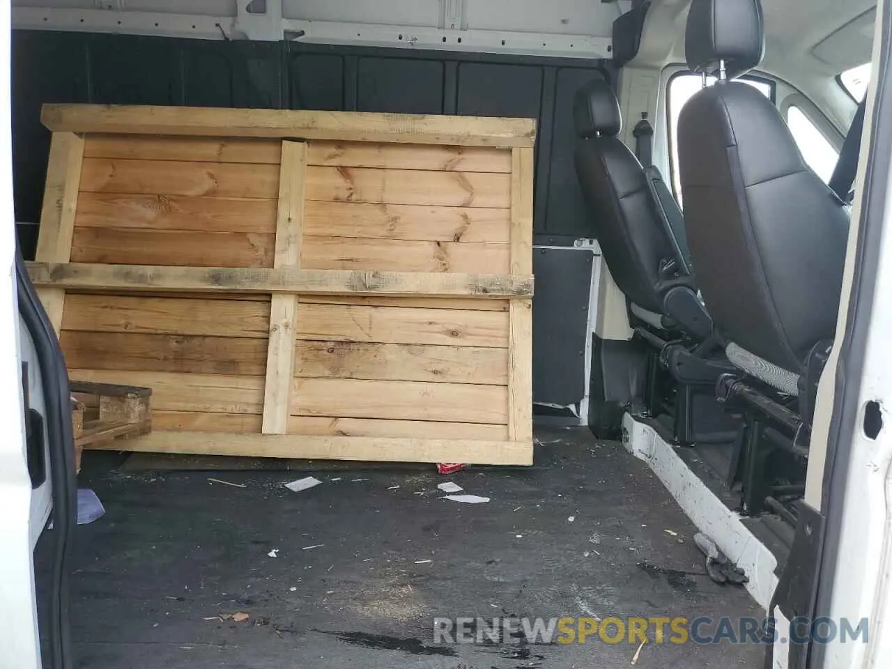11 Photograph of a damaged car 3C6TRVDGXKE533711 RAM All Models 2019