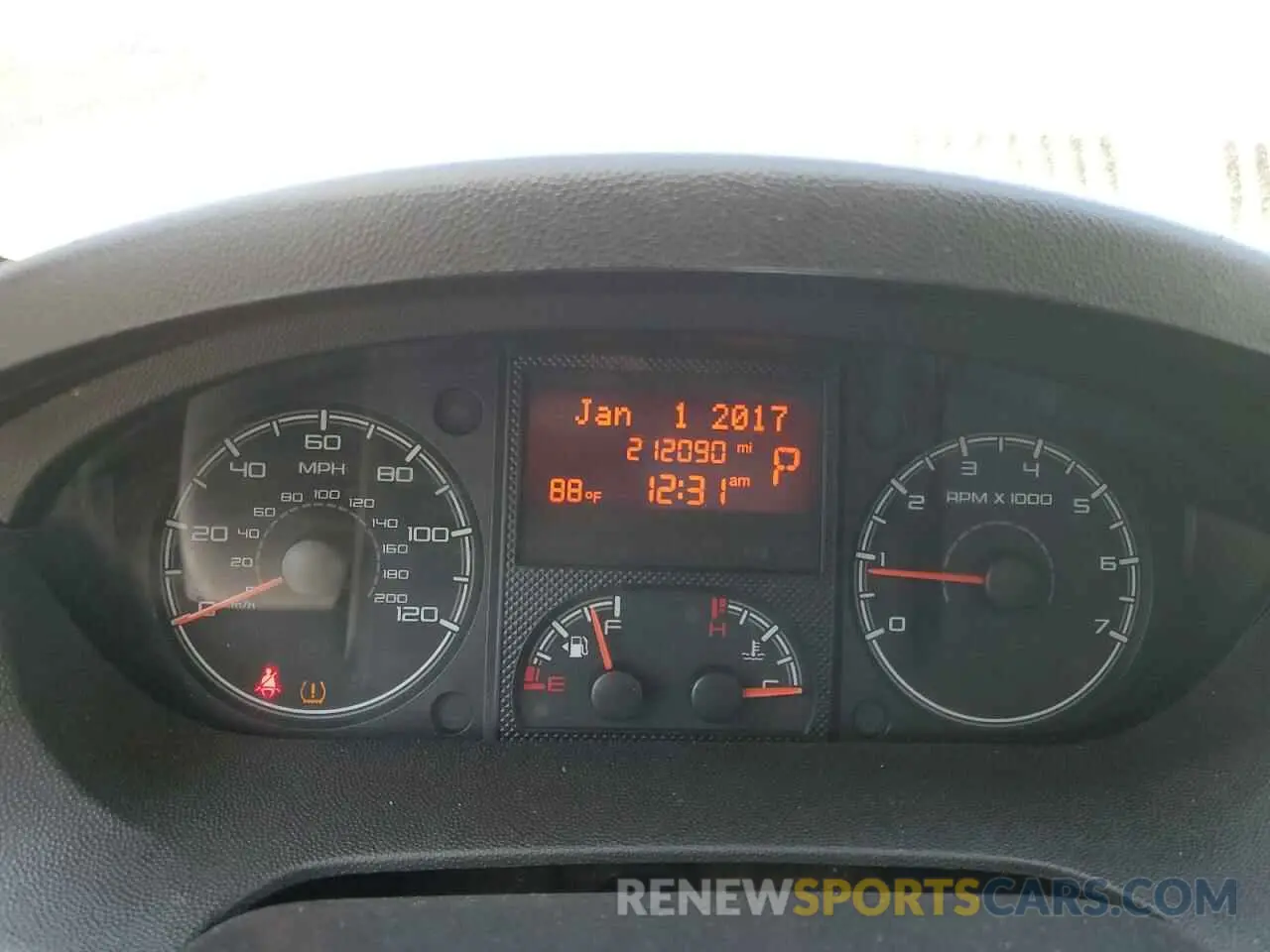 9 Photograph of a damaged car 3C6TRVPG2KE532497 RAM All Models 2019