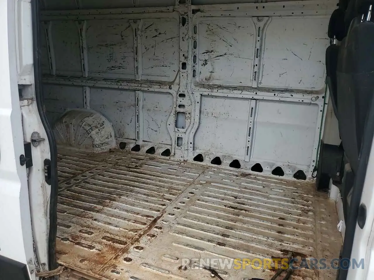 10 Photograph of a damaged car 3C6URVJG3KE562105 RAM All Models 2019