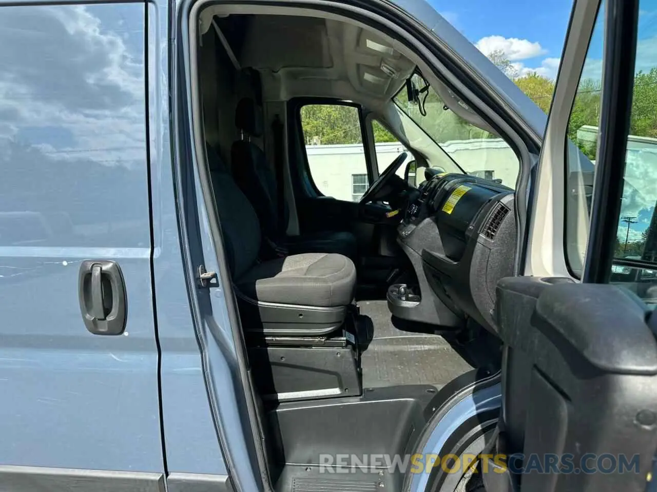 6 Photograph of a damaged car 3C6URVJG6KE548859 RAM All Models 2019