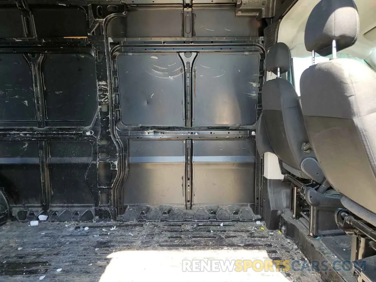11 Photograph of a damaged car 3C6LRVDG7ME548251 RAM All Models 2021