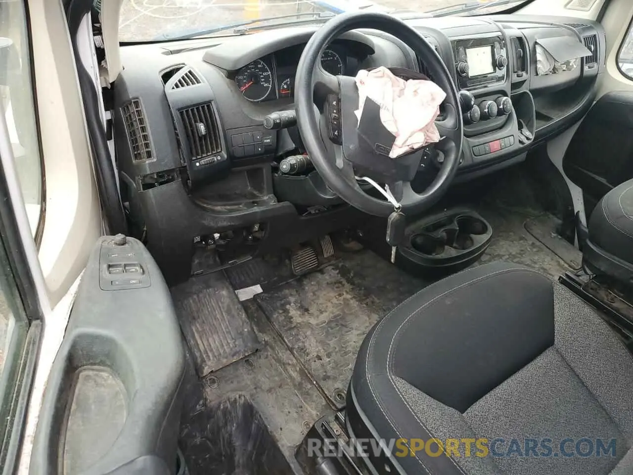 8 Photograph of a damaged car 3C6LRVVG6ME542634 RAM All Models 2021